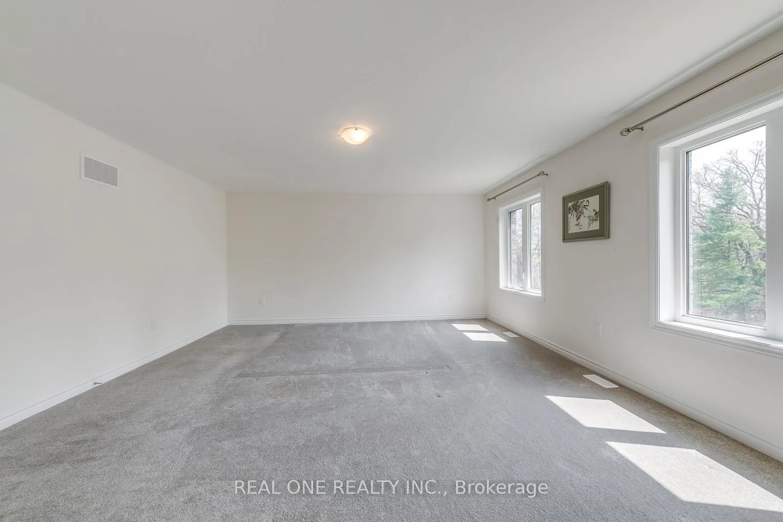 Photo 31 of 39 Stauffer Road, Brantford — HOMEH