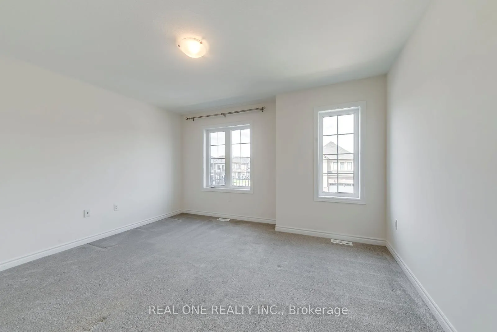 Photo 38 of 39 Stauffer Road, Brantford — HOMEH