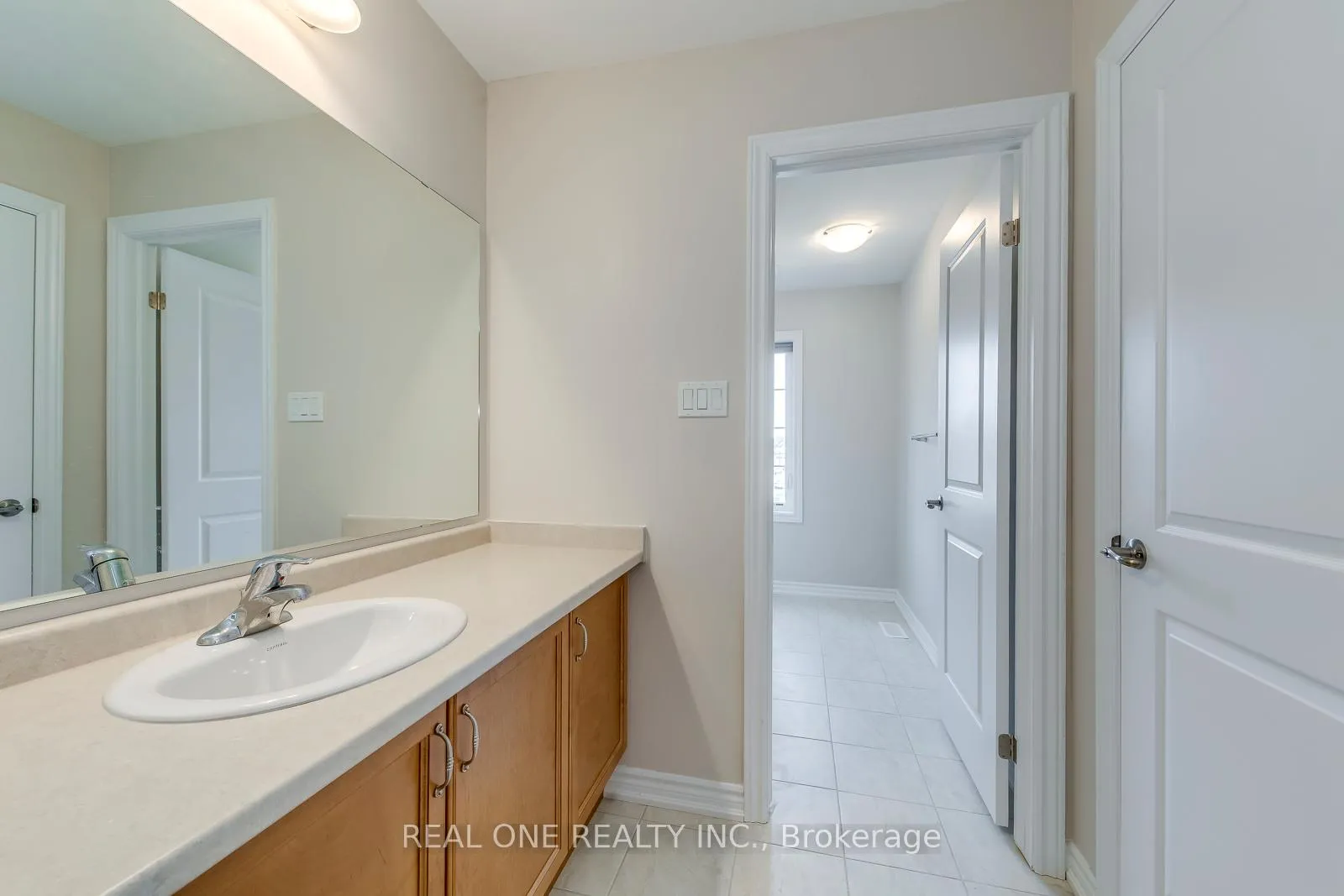 Photo 44 of 39 Stauffer Road, Brantford — HOMEH