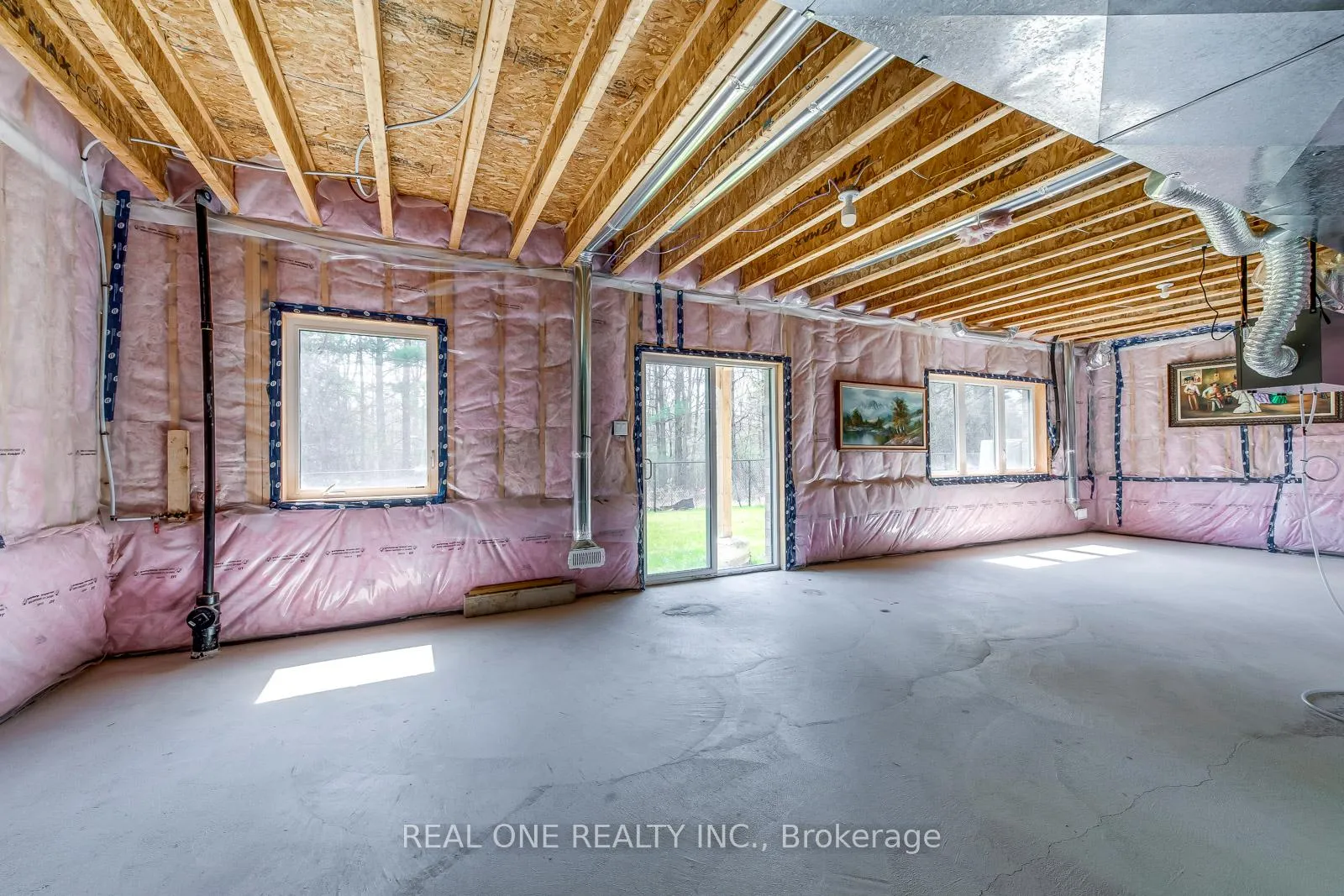 Photo 47 of 39 Stauffer Road, Brantford — HOMEH