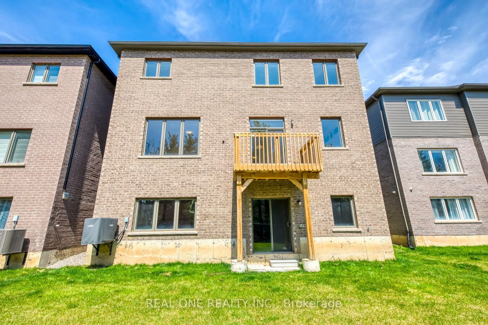 Photo 50 of 39 Stauffer Road, Brantford — HOMEH