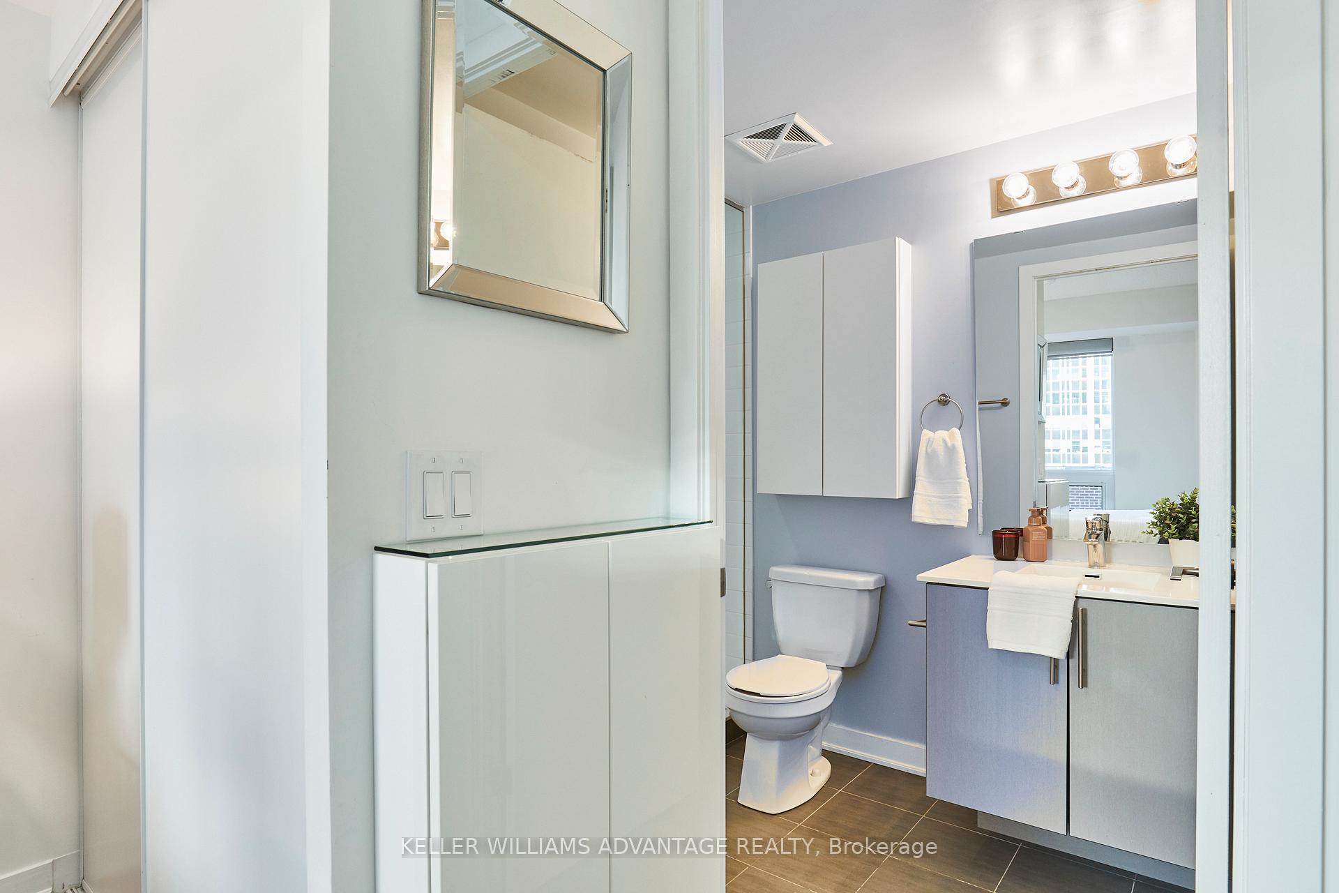 Photo 2 of Unit 515, 60 Berwick Avenue, Toronto, Yonge-Eglinton — HOMEH