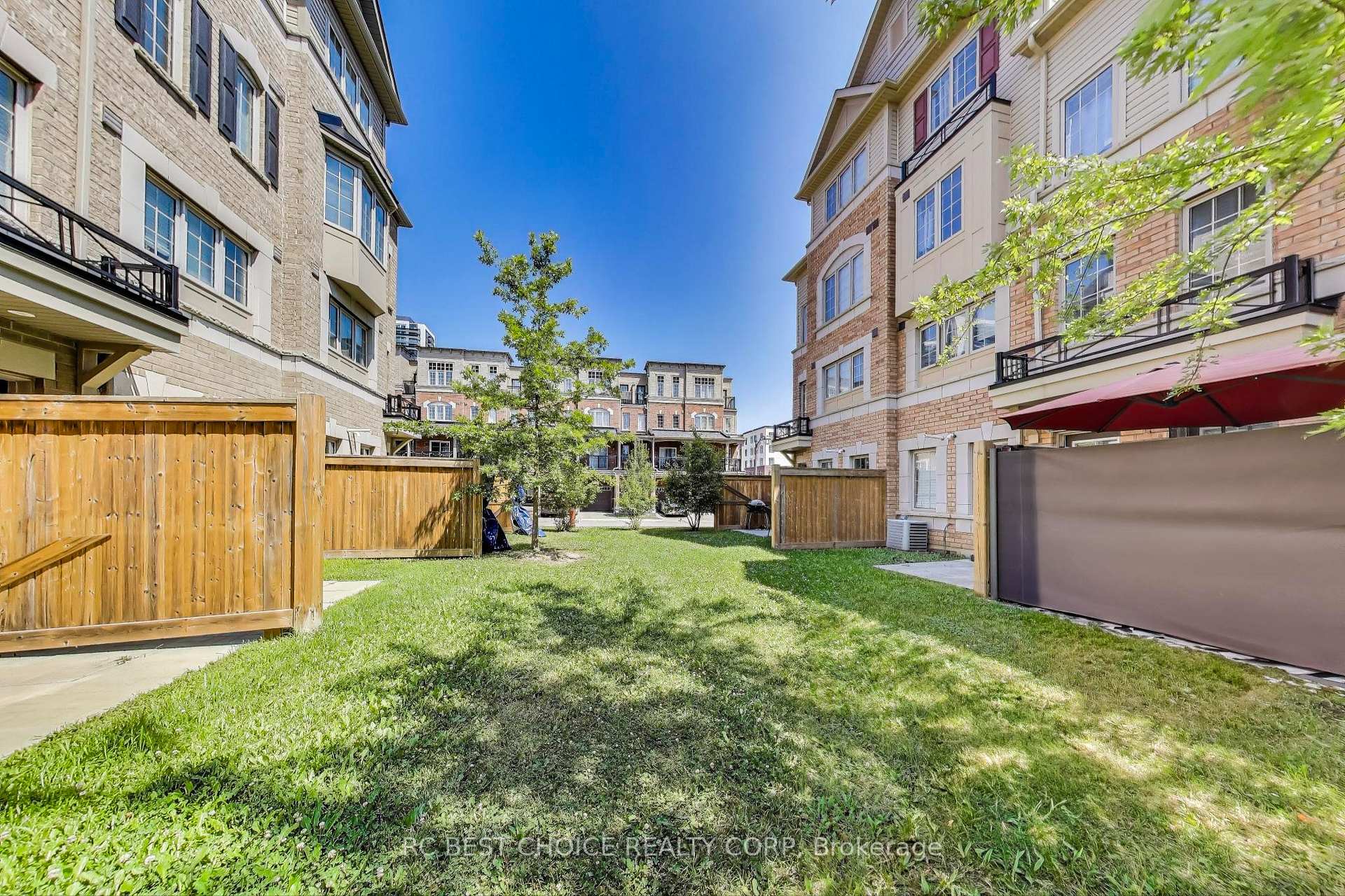 Photo 32 of Unit 160, 2535 Bromus Path, Oshawa, Windfields — HOMEH