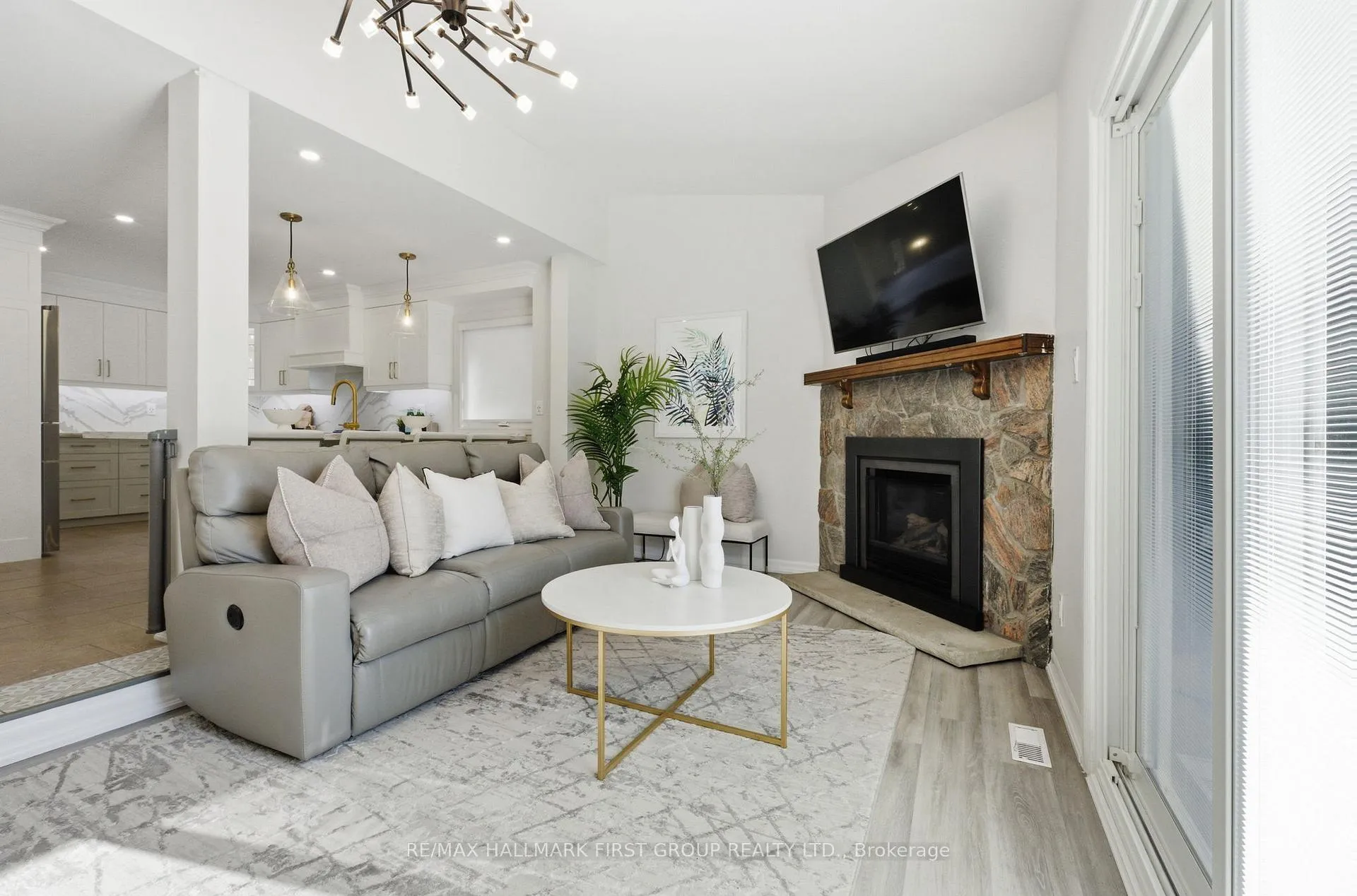 Photo 10 of 1514 Rawlings Drive, Pickering, Liverpool — HOMEH