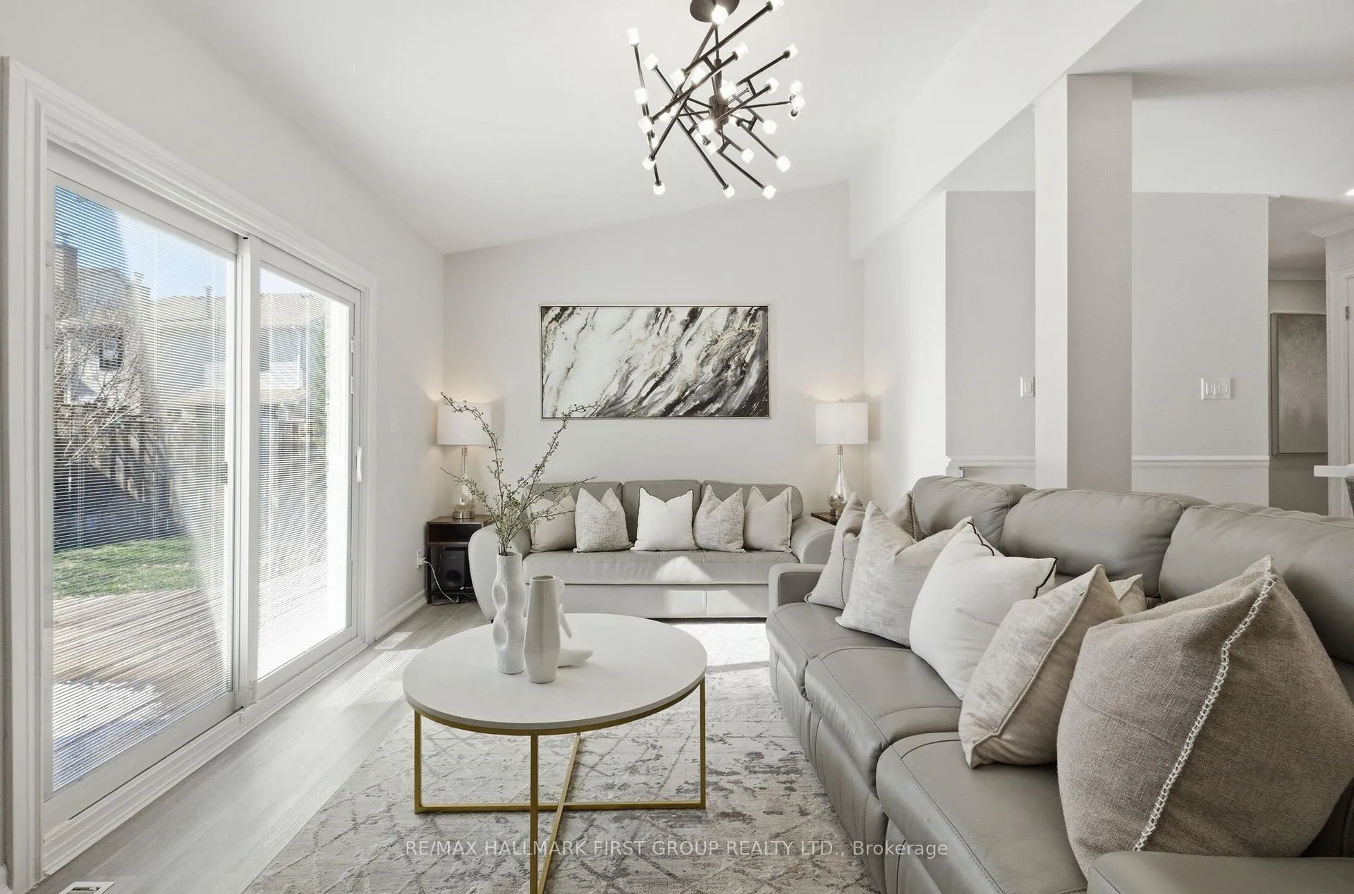 Photo 11 of 1514 Rawlings Drive, Pickering, Liverpool — HOMEH