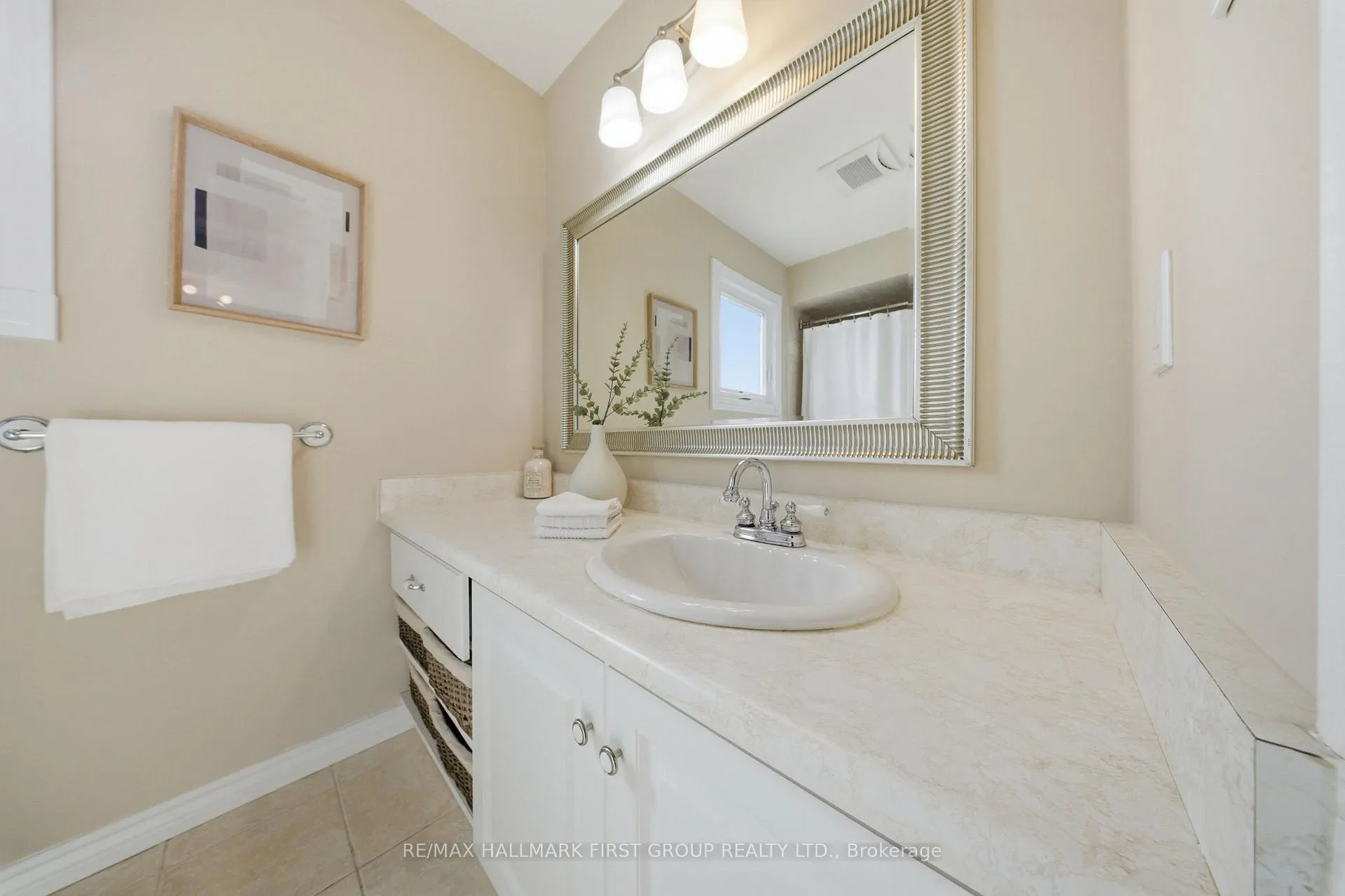 Photo 14 of 1514 Rawlings Drive, Pickering, Liverpool — HOMEH