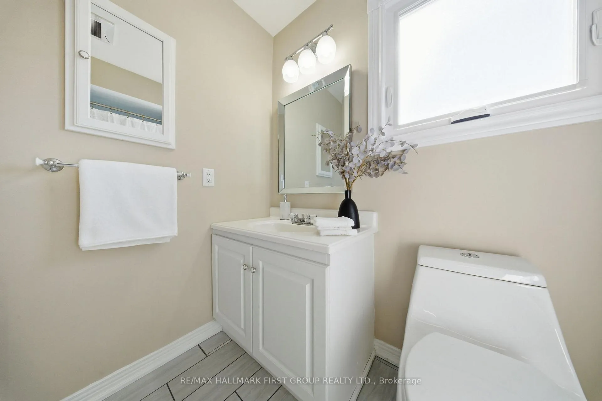 Photo 16 of 1514 Rawlings Drive, Pickering, Liverpool — HOMEH