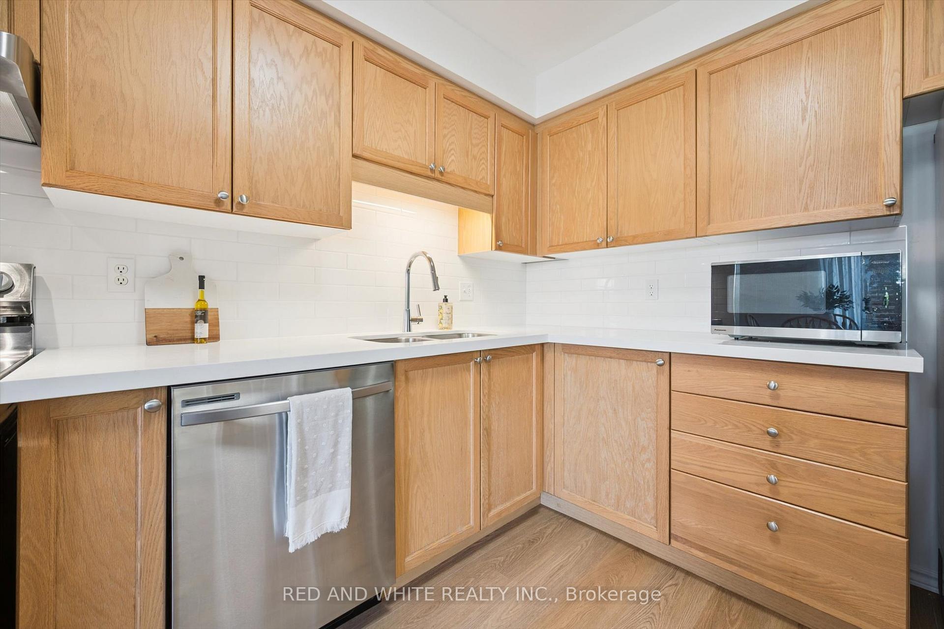 Photo 12 of Unit 3, 151 Clairfields Drive E, Guelph, Pineridge/Westminster Woods — HOMEH