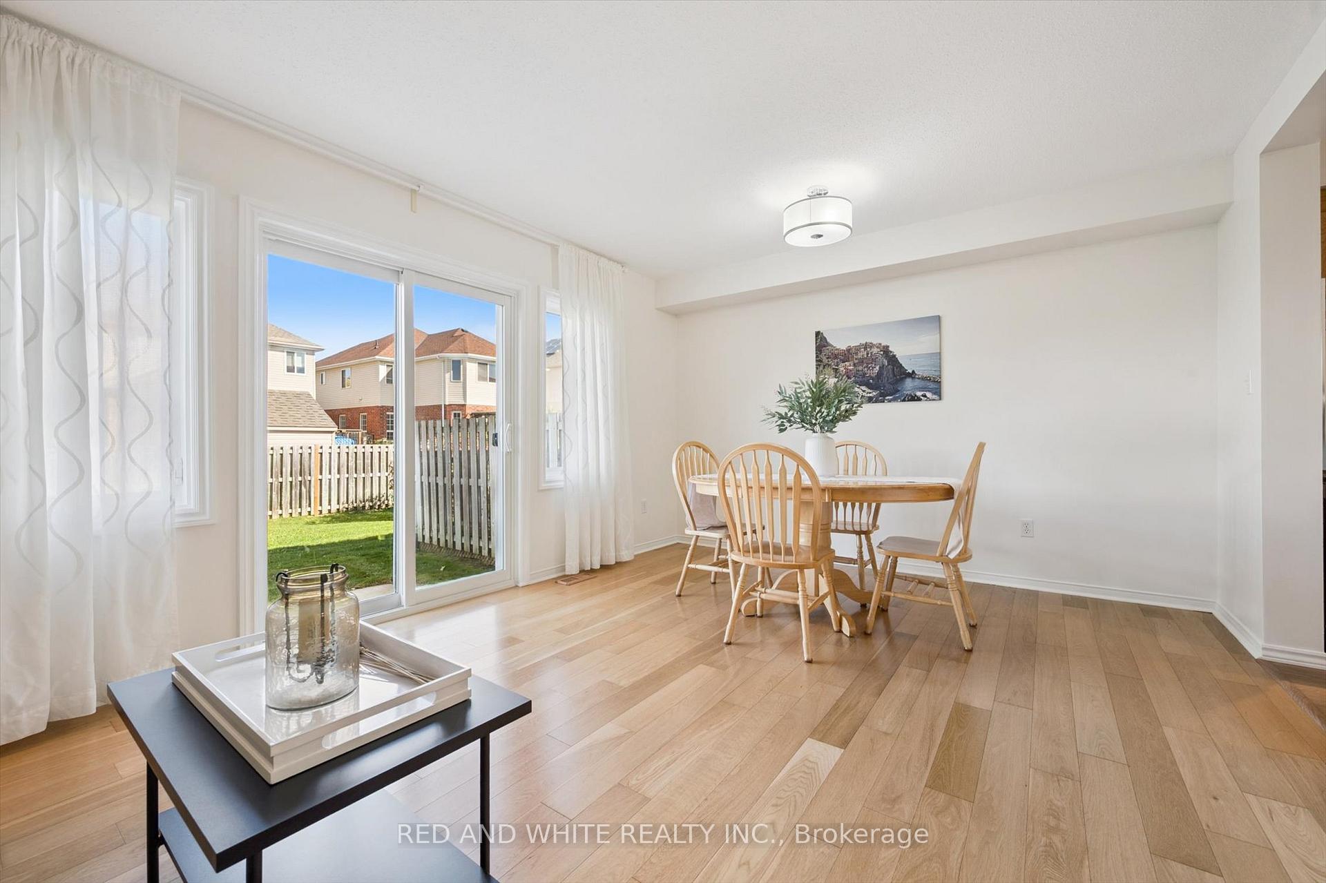 Photo 16 of Unit 3, 151 Clairfields Drive E, Guelph, Pineridge/Westminster Woods — HOMEH