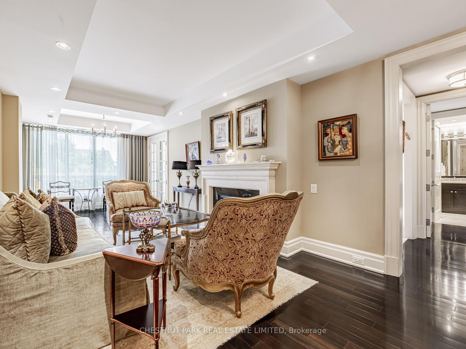 Photo 9 of Unit 308, 155 St Clair Avenue W, Toronto, Casa Loma — HOMEH