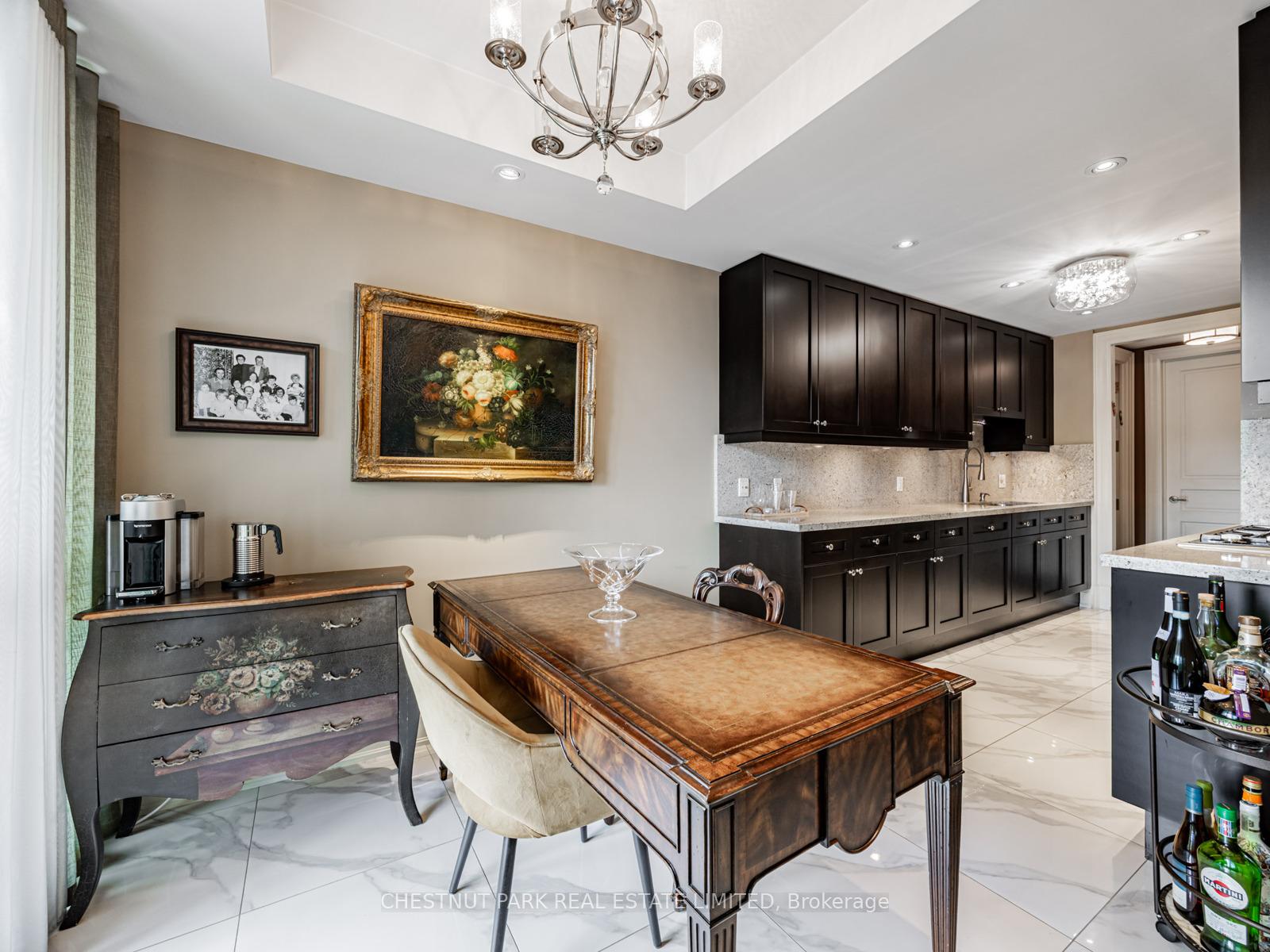 Photo 14 of Unit 308, 155 St Clair Avenue W, Toronto, Casa Loma — HOMEH