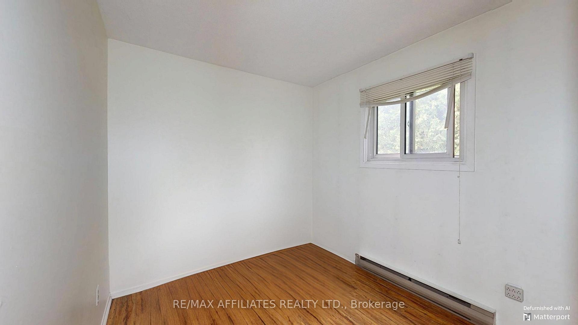 Photo 11 of Unit 11, 76 Compata Way S, Ottawa, Blackburn Hamlet — HOMEH