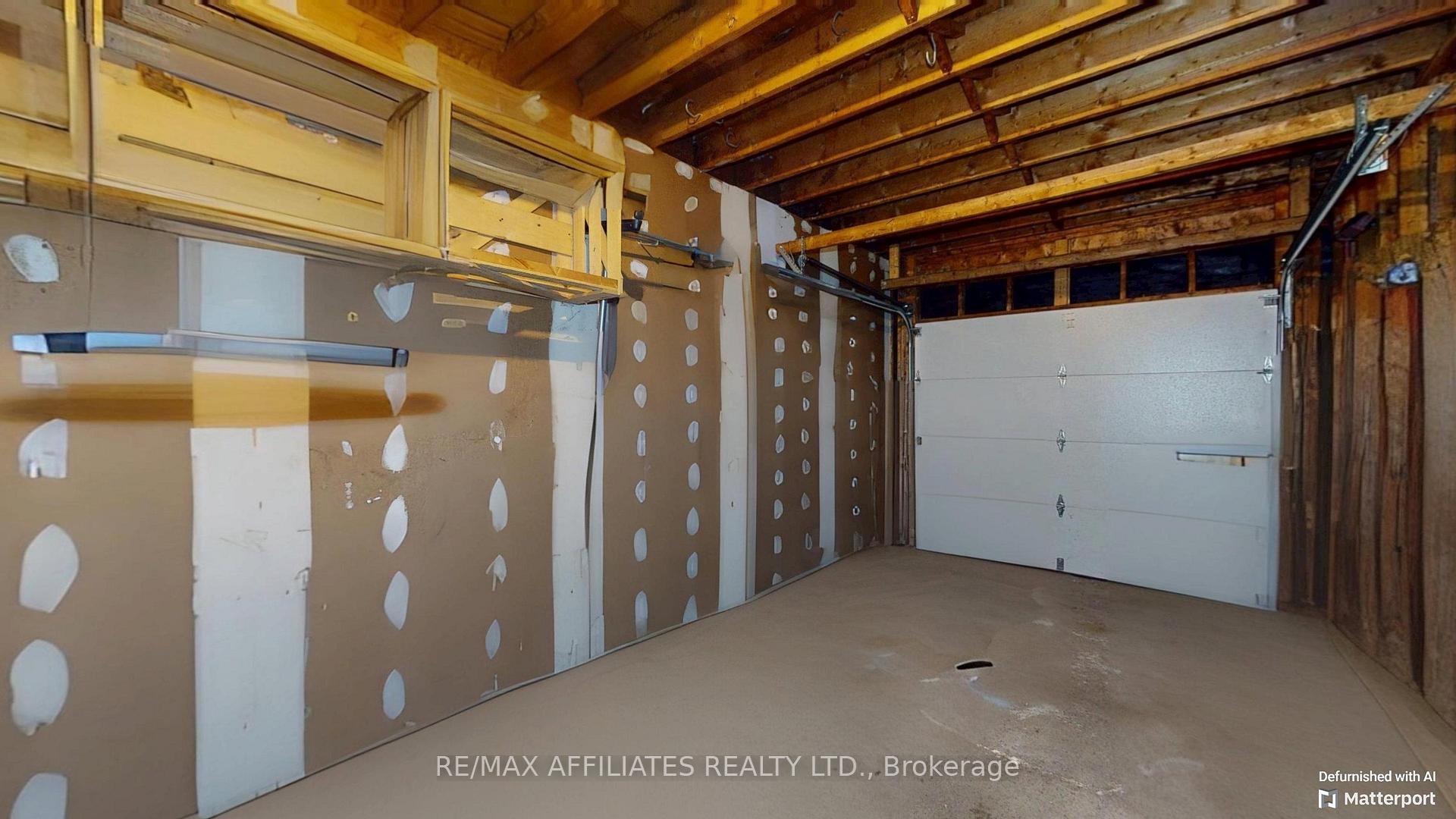 Photo 15 of Unit 11, 76 Compata Way S, Ottawa, Blackburn Hamlet — HOMEH