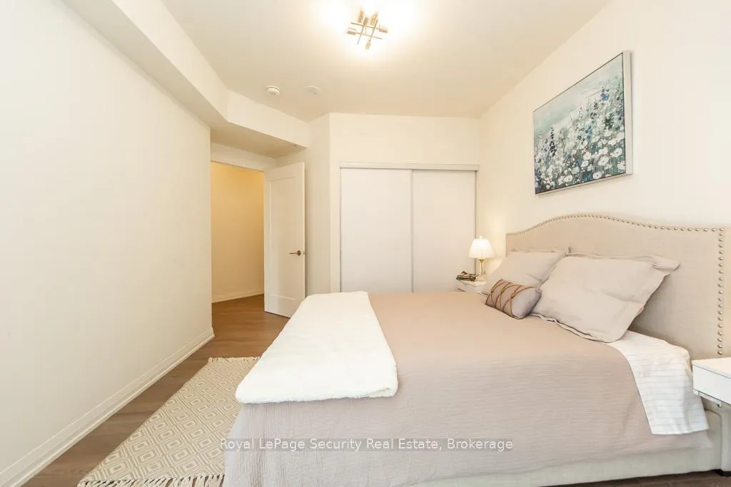 Photo 17 of Unit 403, 9000 Jane Street, Vaughan, Concord — HOMEH