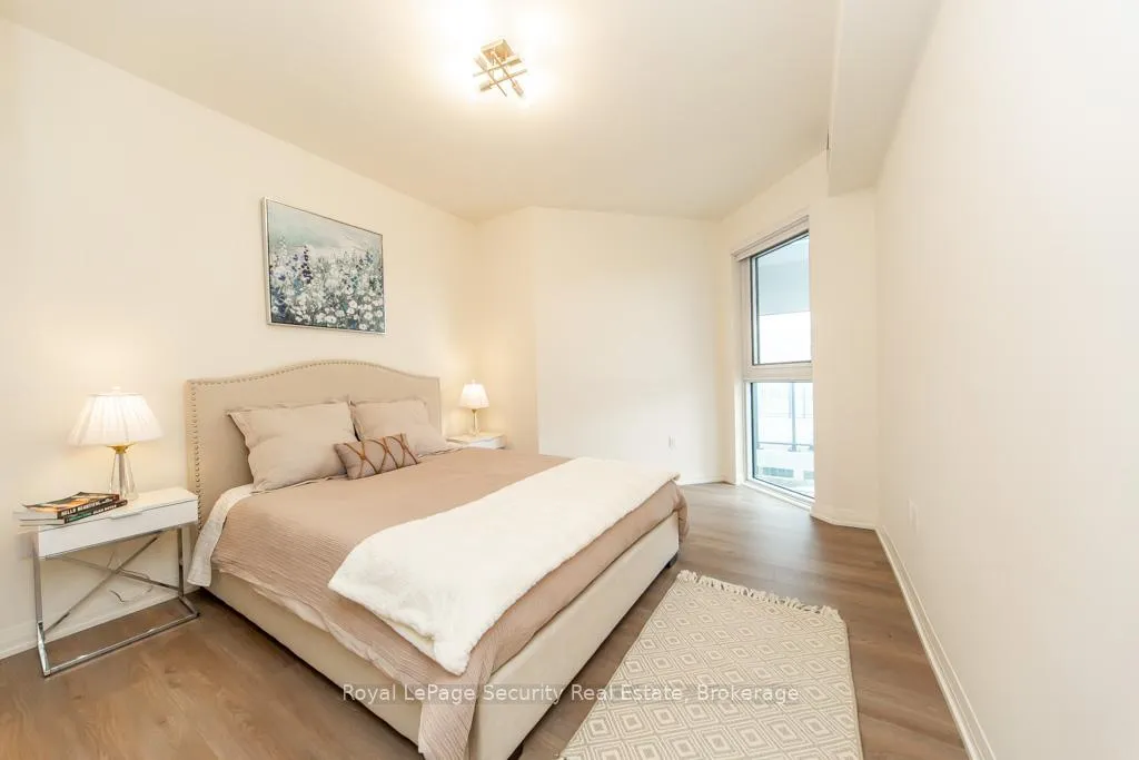 Photo 18 of Unit 403, 9000 Jane Street, Vaughan, Concord — HOMEH