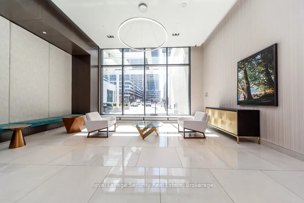 Photo 24 of Unit 403, 9000 Jane Street, Vaughan, Concord — HOMEH