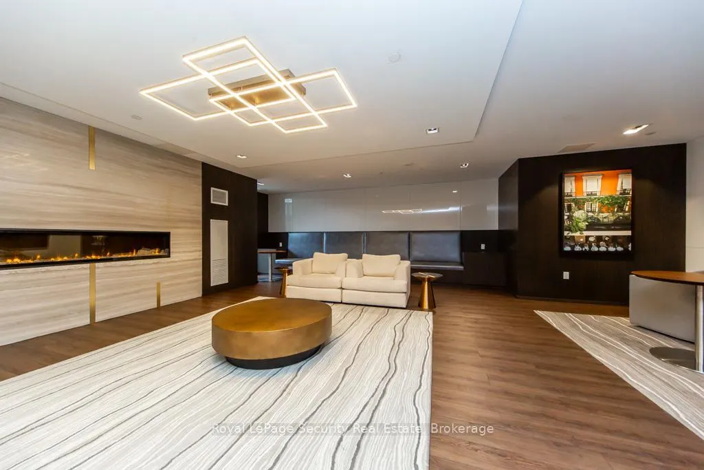 Photo 33 of Unit 403, 9000 Jane Street, Vaughan, Concord — HOMEH
