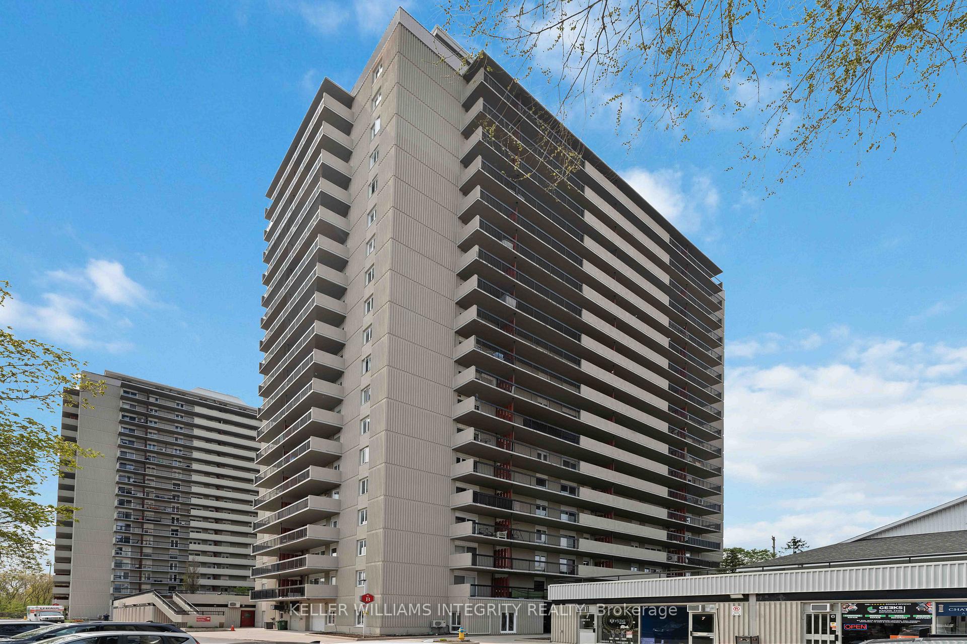 Front of Unit 701, 158B Mcarthur Avenue