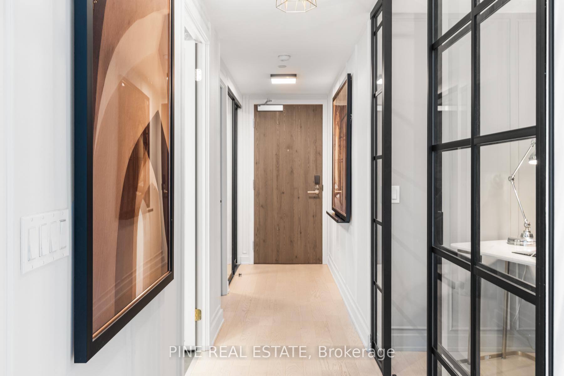 Photo 2 of Unit 1305, 25 Richmond Street E, Toronto, Church-Yonge Corridor — HOMEH