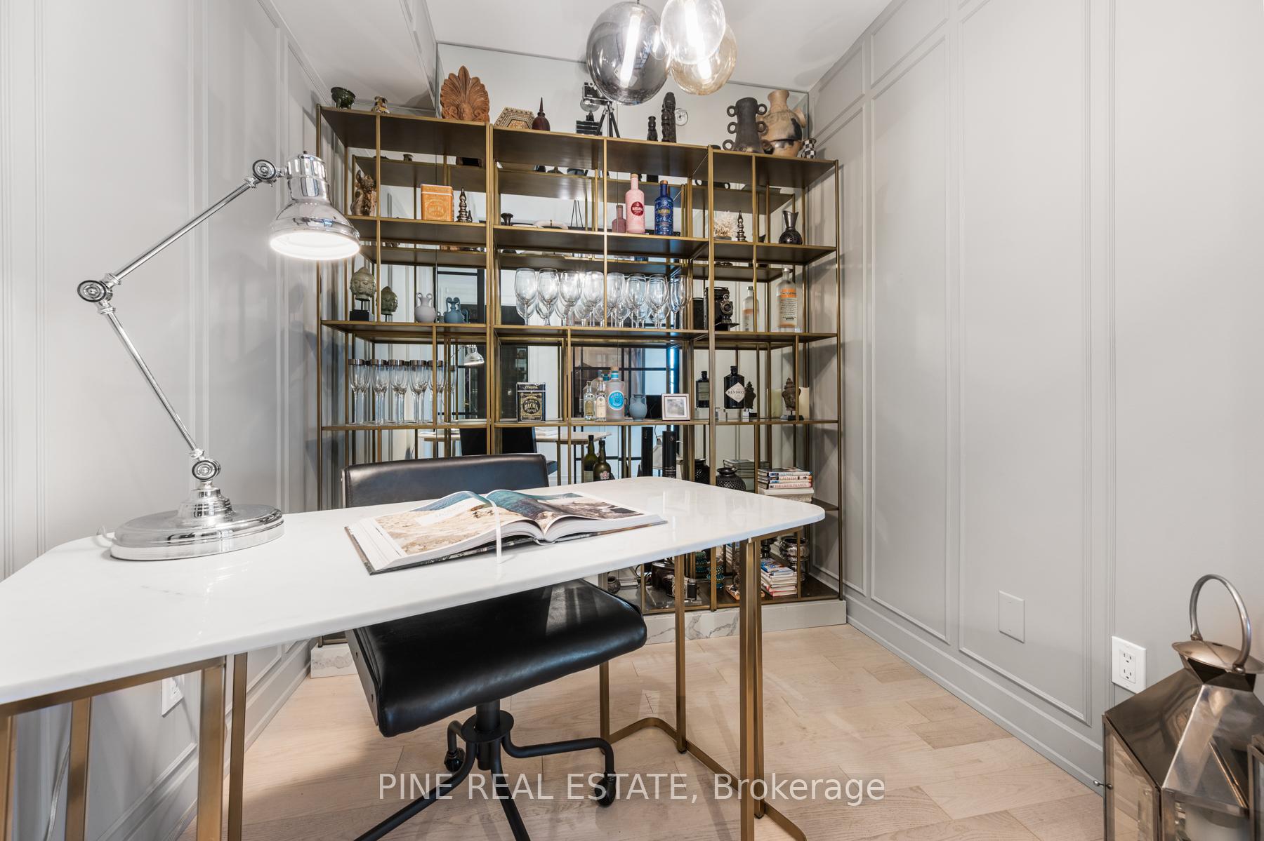 Photo 8 of Unit 1305, 25 Richmond Street E, Toronto, Church-Yonge Corridor — HOMEH