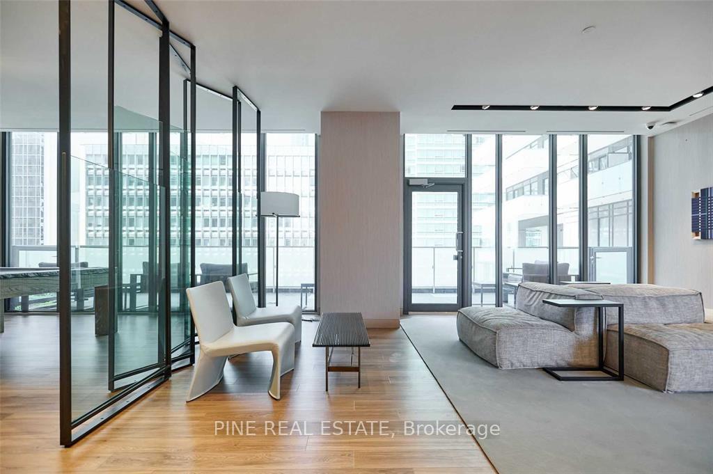 Photo 39 of Unit 1305, 25 Richmond Street E, Toronto, Church-Yonge Corridor — HOMEH