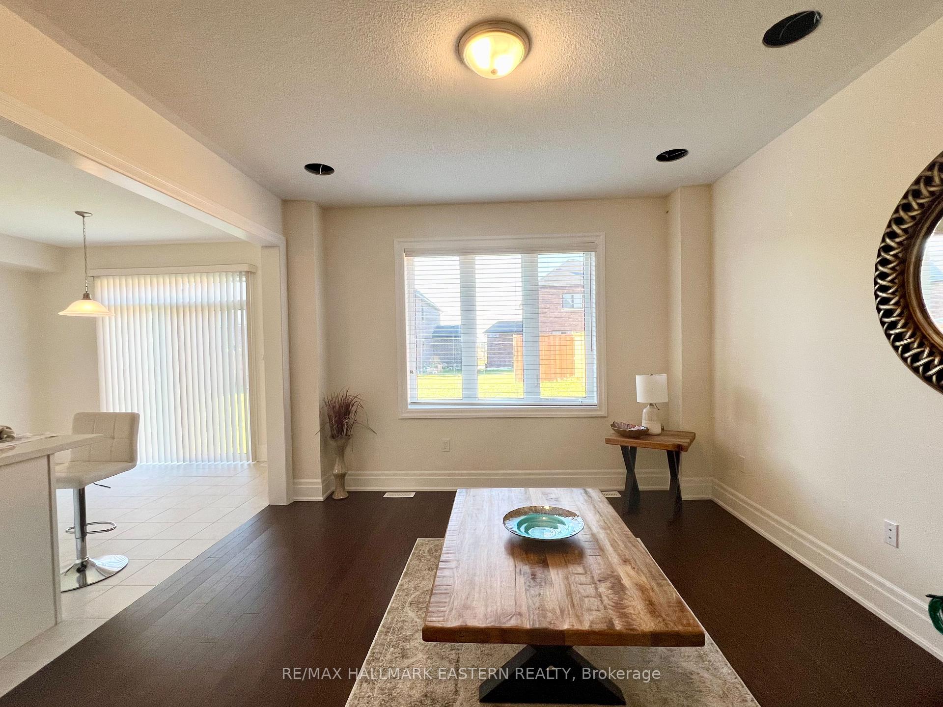 Photo 5 of 46 Fernridge Heights, Cavan Monaghan, Cavan Twp — HOMEH