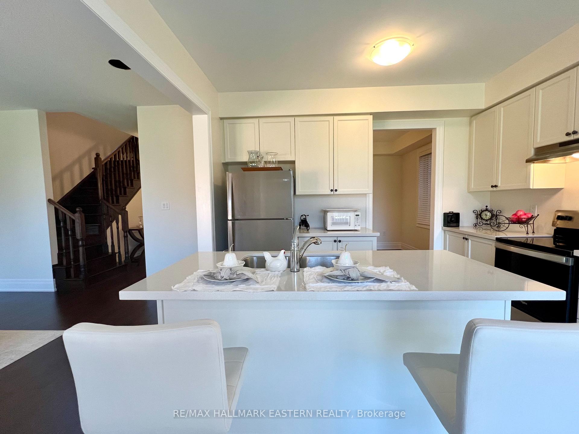 Photo 6 of 46 Fernridge Heights, Cavan Monaghan, Cavan Twp — HOMEH
