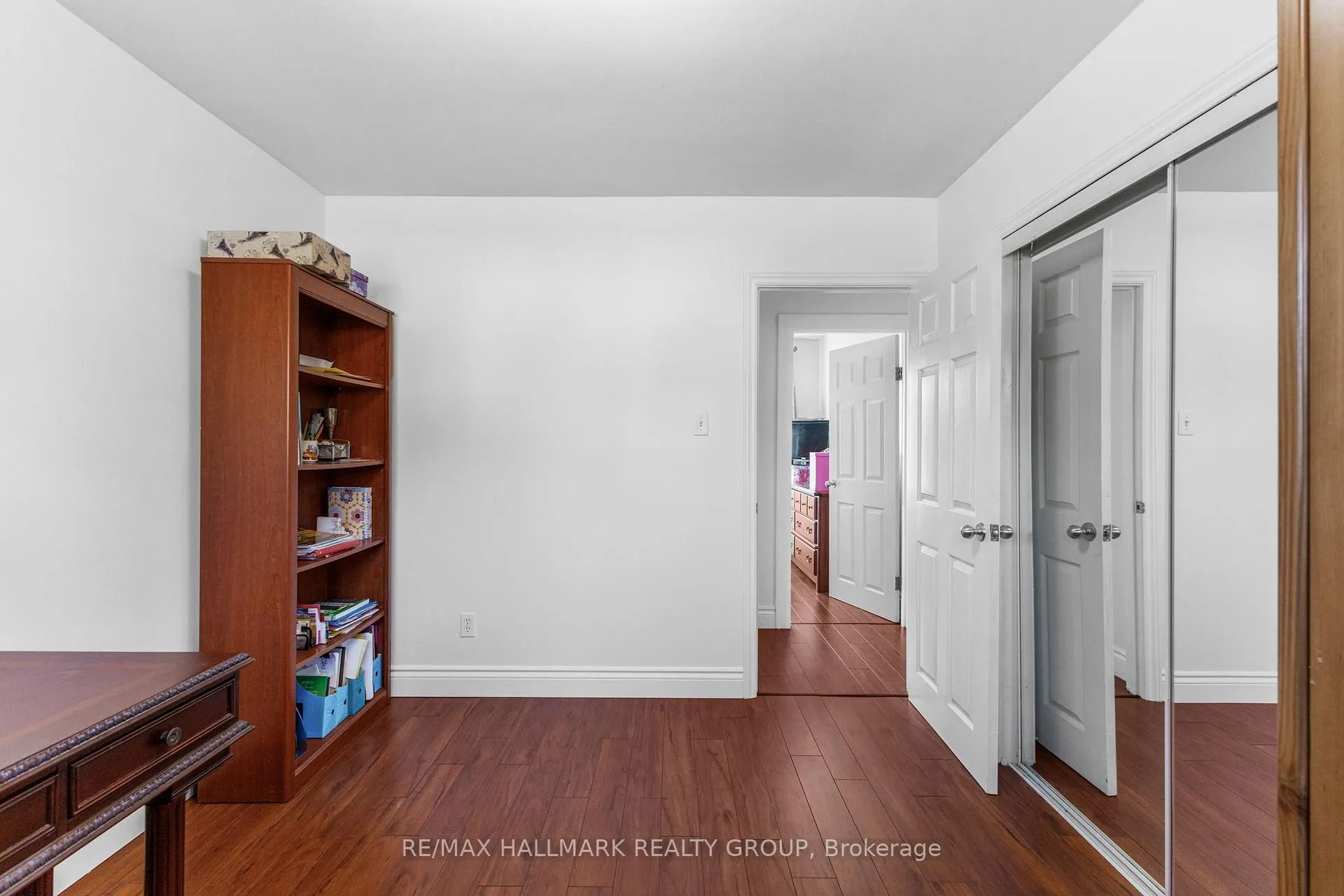 Photo 18 of 1902 Rosebella Avenue, Ottawa, Blossom Park/Leitrim — HOMEH