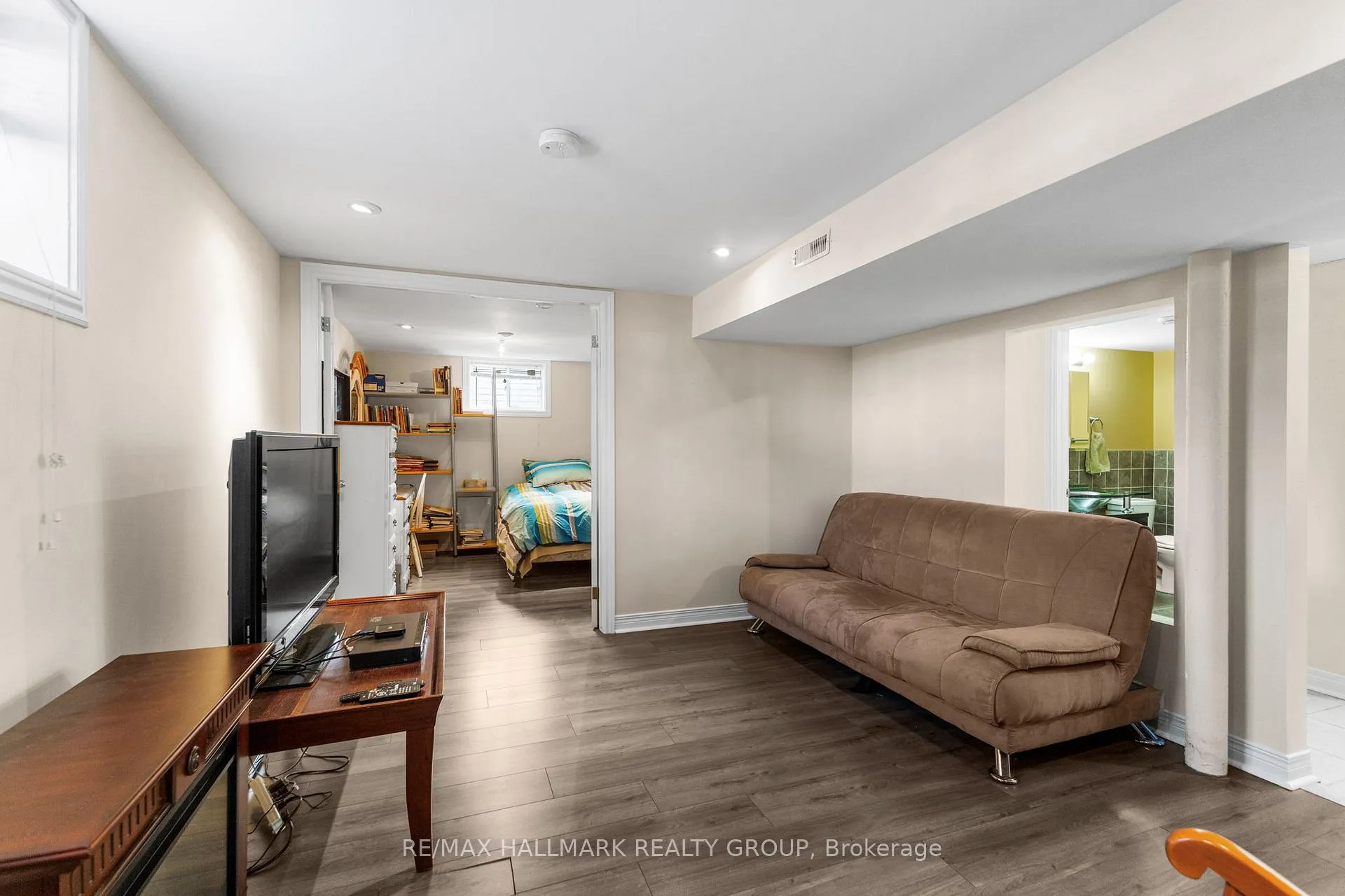 Photo 24 of 1902 Rosebella Avenue, Ottawa, Blossom Park/Leitrim — HOMEH