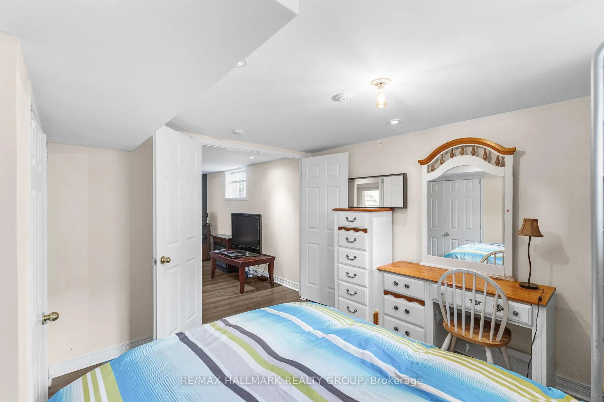 Photo 26 of 1902 Rosebella Avenue, Ottawa, Blossom Park/Leitrim — HOMEH