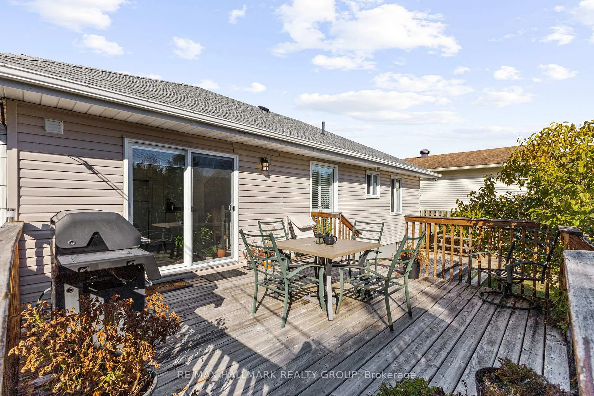 Photo 31 of 1902 Rosebella Avenue, Ottawa, Blossom Park/Leitrim — HOMEH
