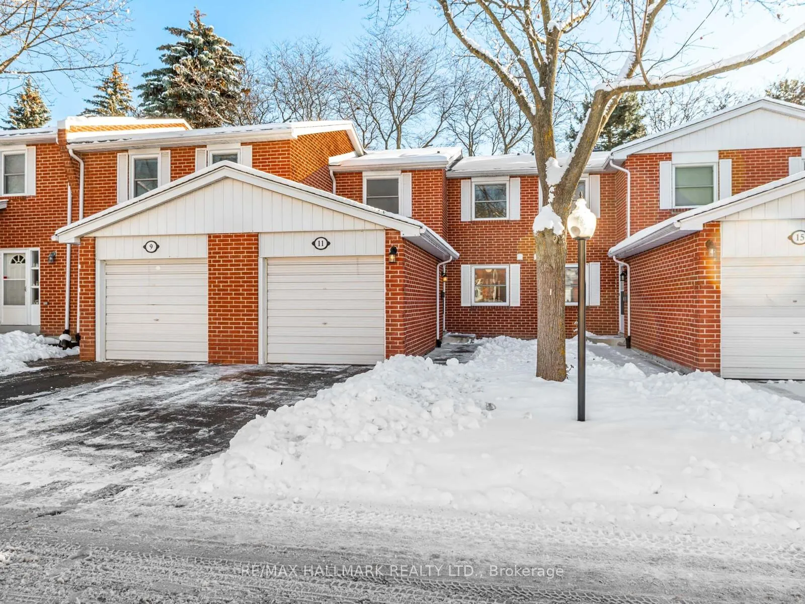 Photo 1 of Unit 405, 11 Reith Way, Markham, Aileen-Willowbrook — HOMEH