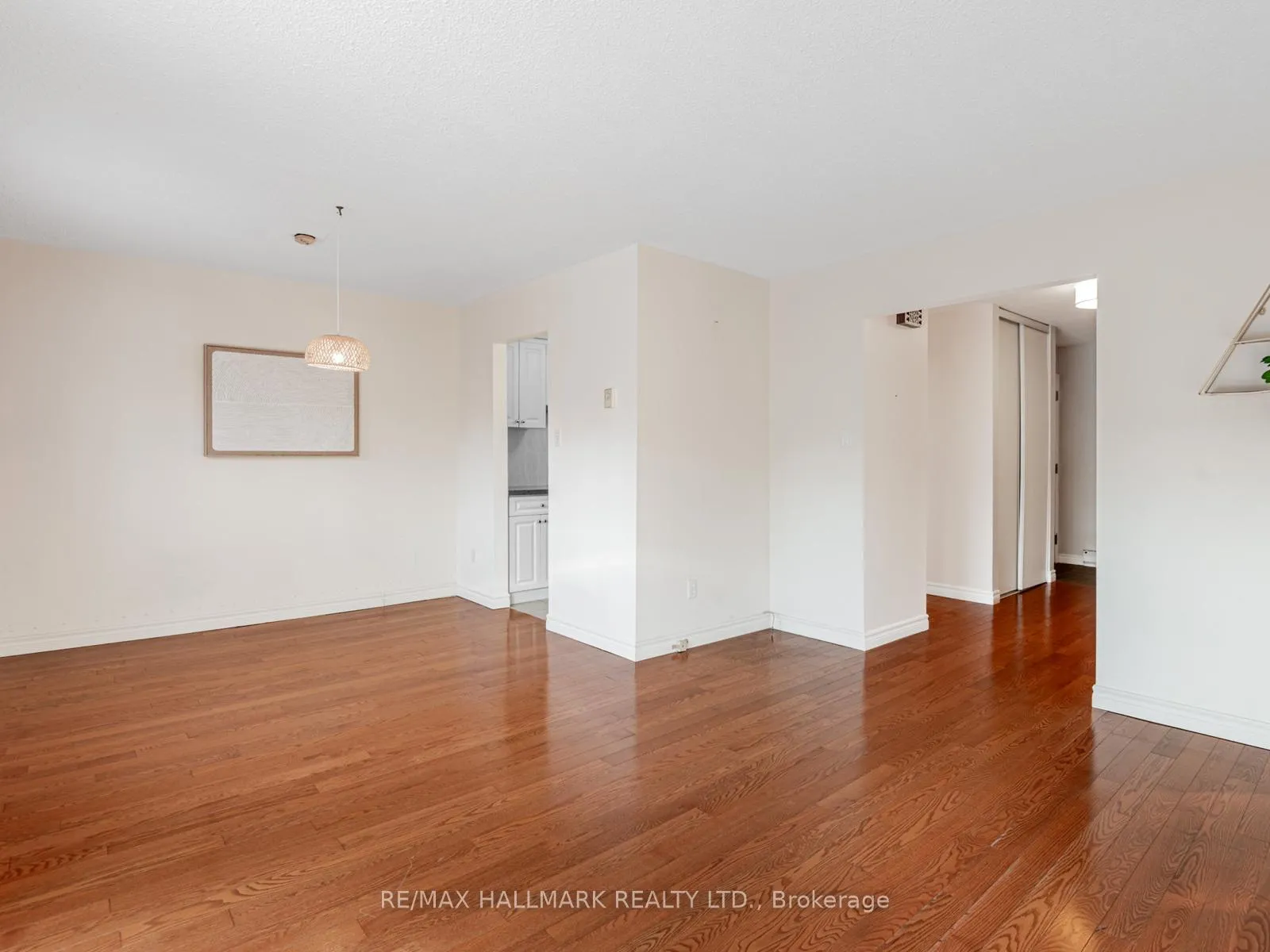 Photo 19 of Unit 405, 11 Reith Way, Markham, Aileen-Willowbrook — HOMEH
