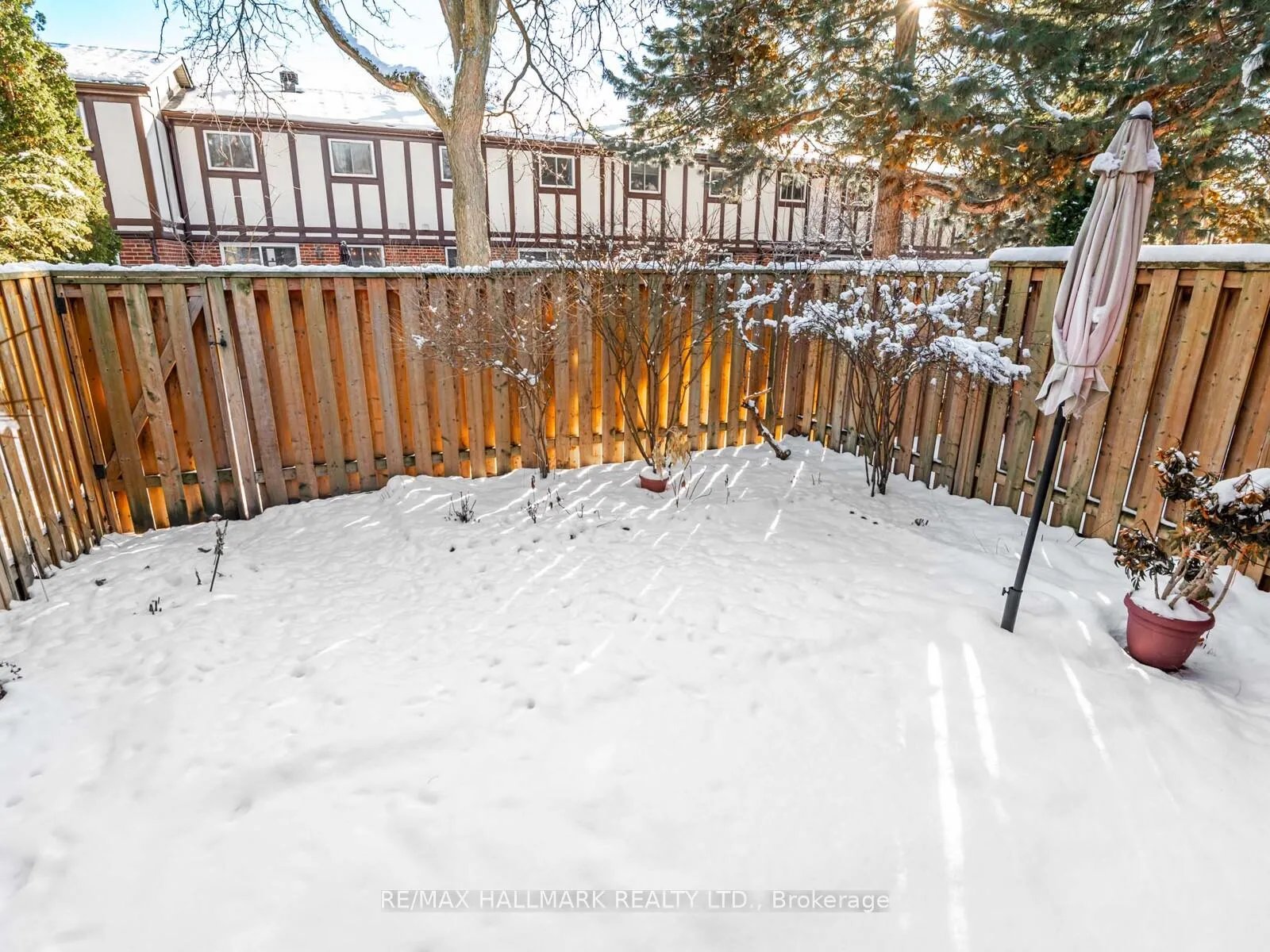 Photo 46 of Unit 405, 11 Reith Way, Markham, Aileen-Willowbrook — HOMEH