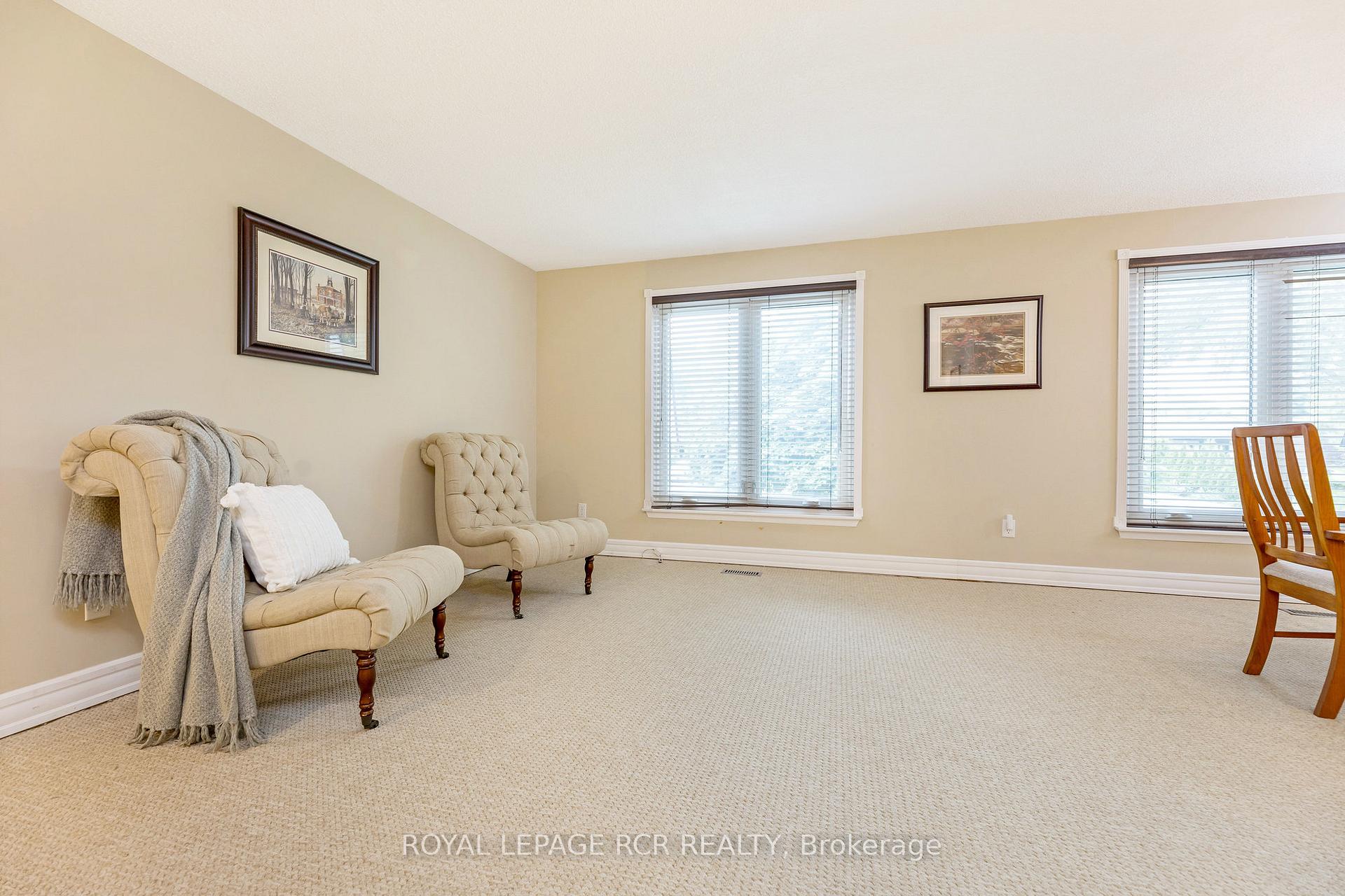 Photo 6 of 37 Grassmere Crescent, Brampton, Northgate — HOMEH