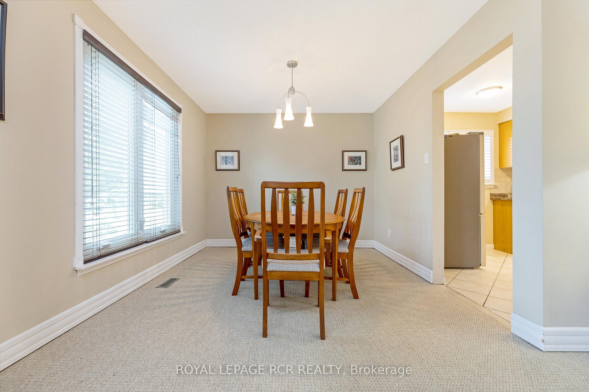 Photo 12 of 37 Grassmere Crescent, Brampton, Northgate — HOMEH