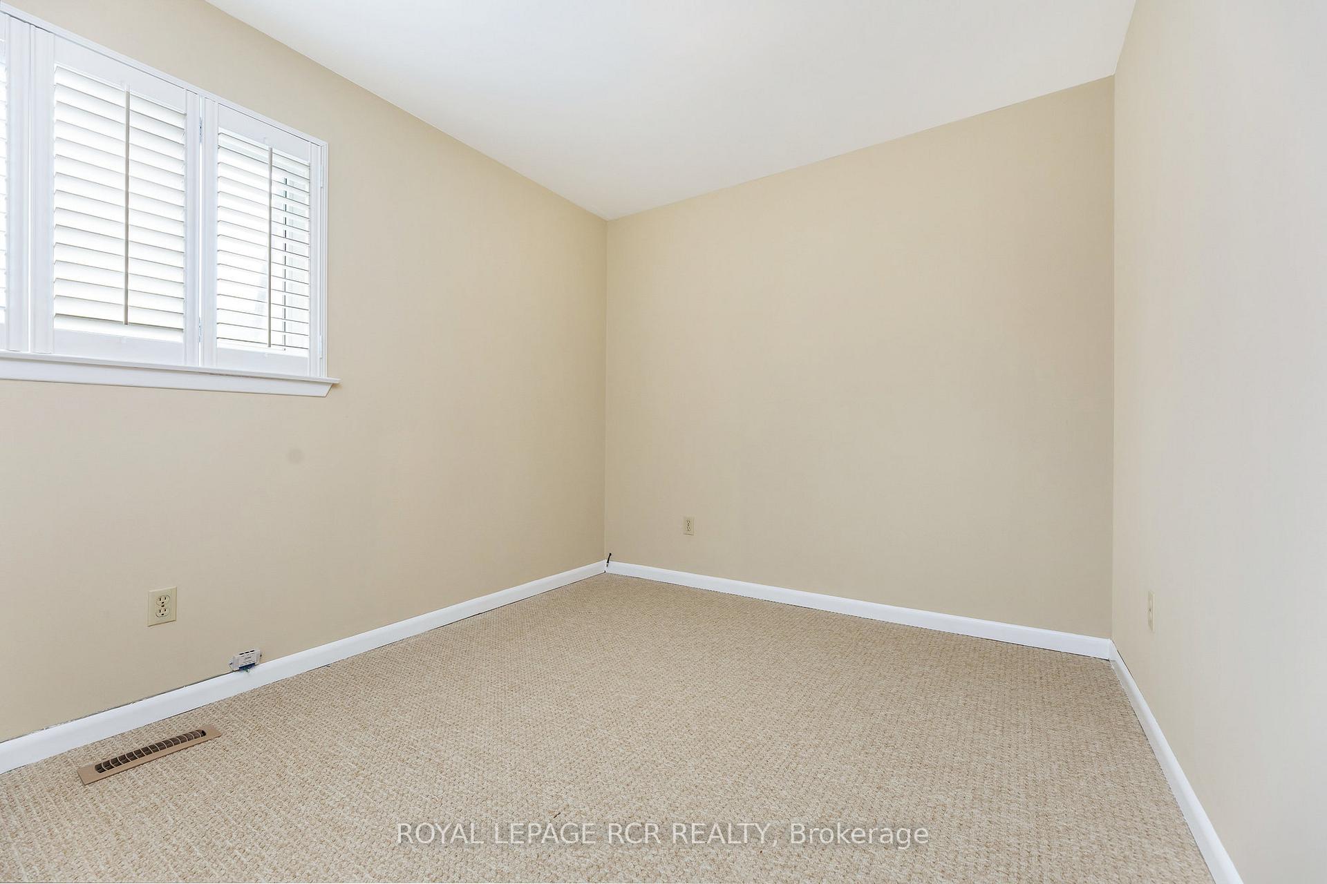Photo 13 of 37 Grassmere Crescent, Brampton, Northgate — HOMEH