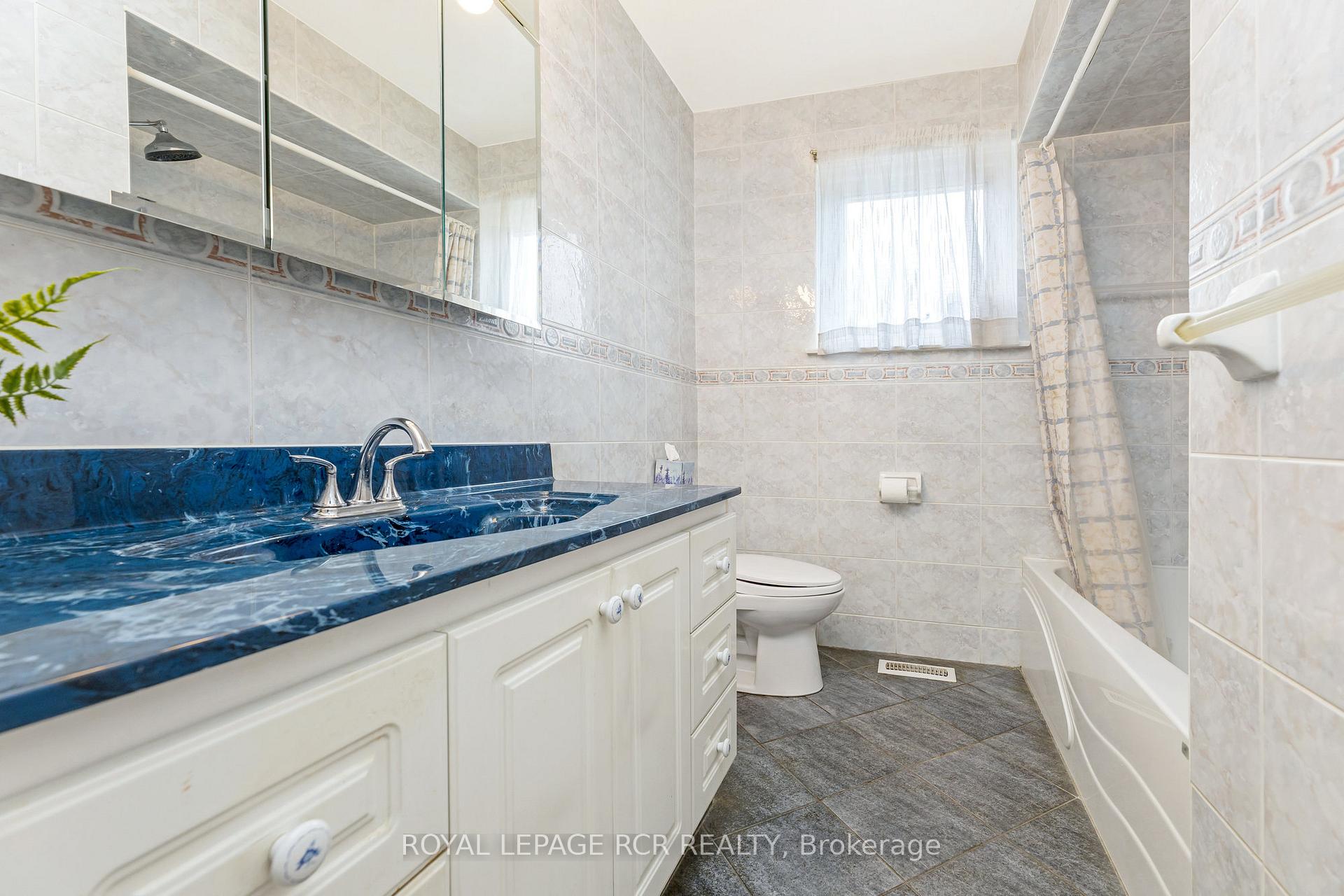 Photo 17 of 37 Grassmere Crescent, Brampton, Northgate — HOMEH