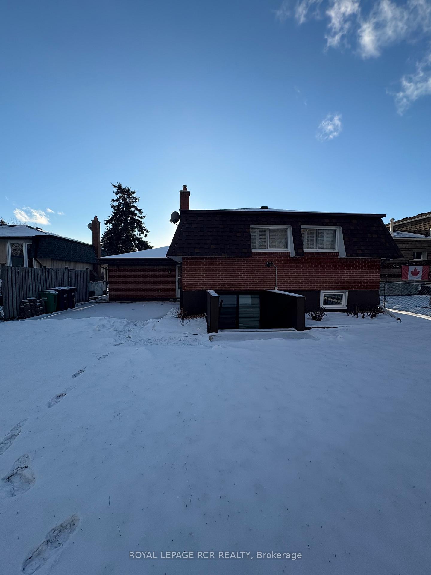Photo 26 of 37 Grassmere Crescent, Brampton, Northgate — HOMEH