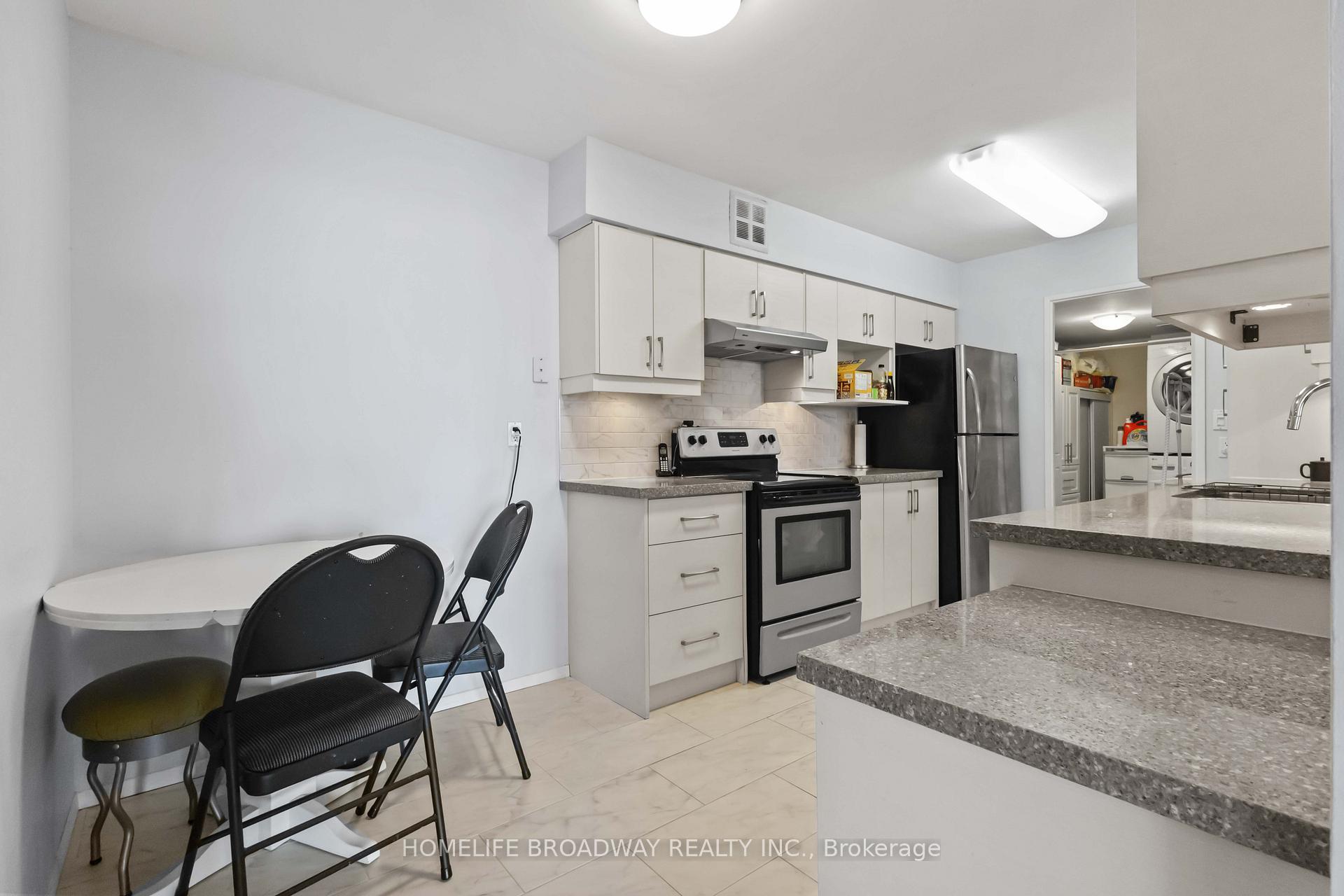 Photo 15 of Unit 506, 55 Austin Drive, Markham, Markville — HOMEH