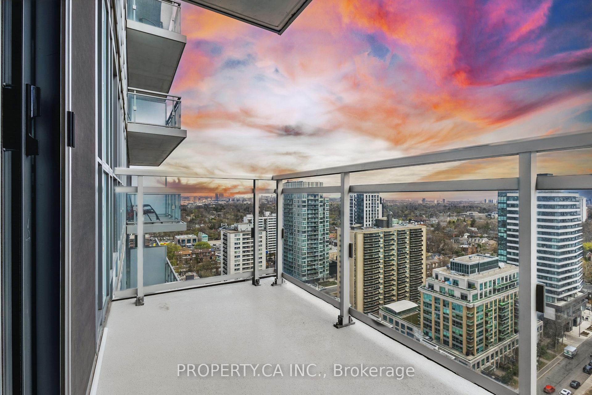 Photo 14 of Unit 2019, 98 Lillian Street, Toronto, Mount Pleasant West — HOMEH