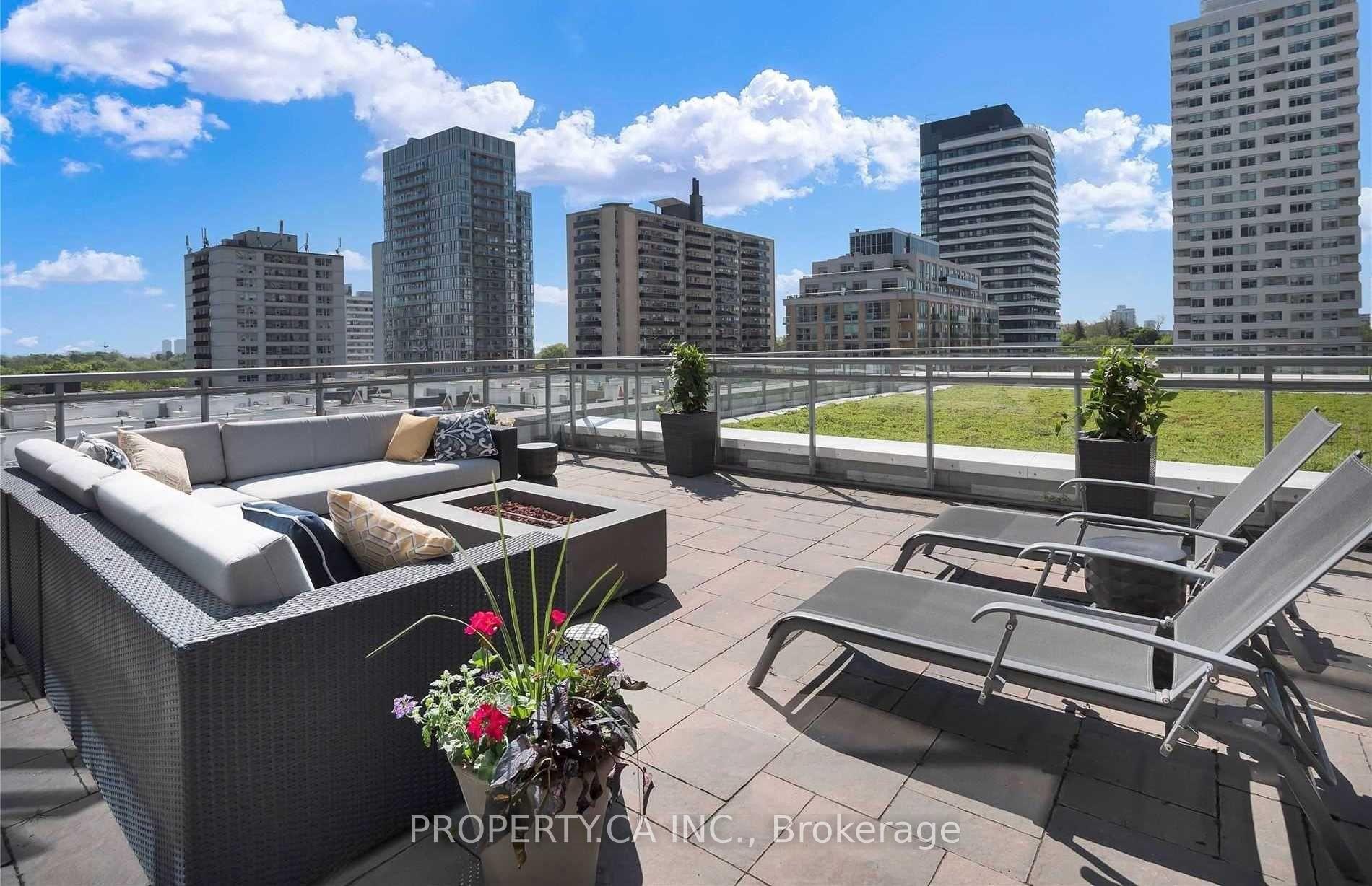 Photo 15 of Unit 2019, 98 Lillian Street, Toronto, Mount Pleasant West — HOMEH
