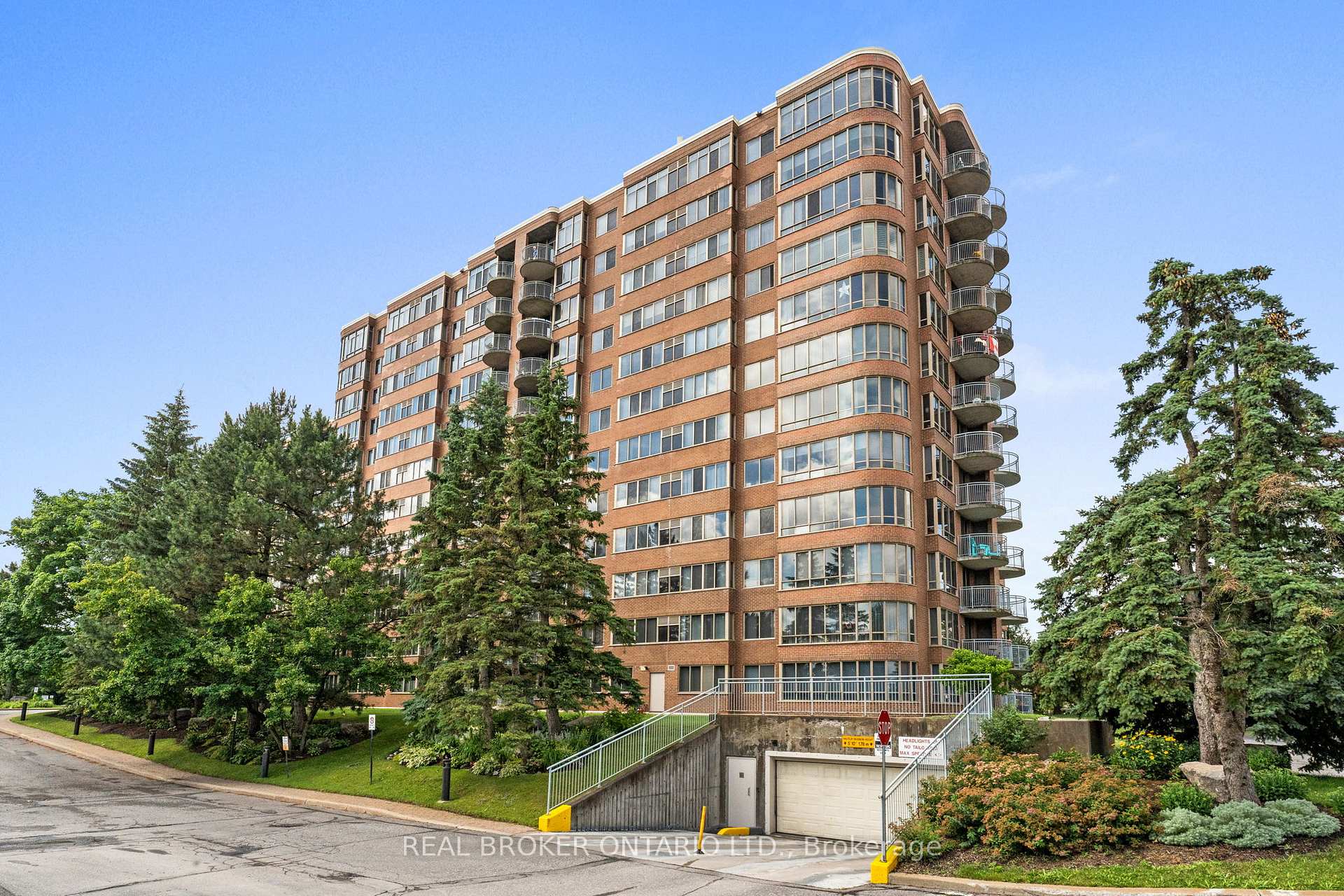 Photo 2 of Unit 413, 100 Grant Carman Drive, Ottawa, Borden Farm/Stewart Farm/Carleton Heights/Parkwood Hills — HOMEH