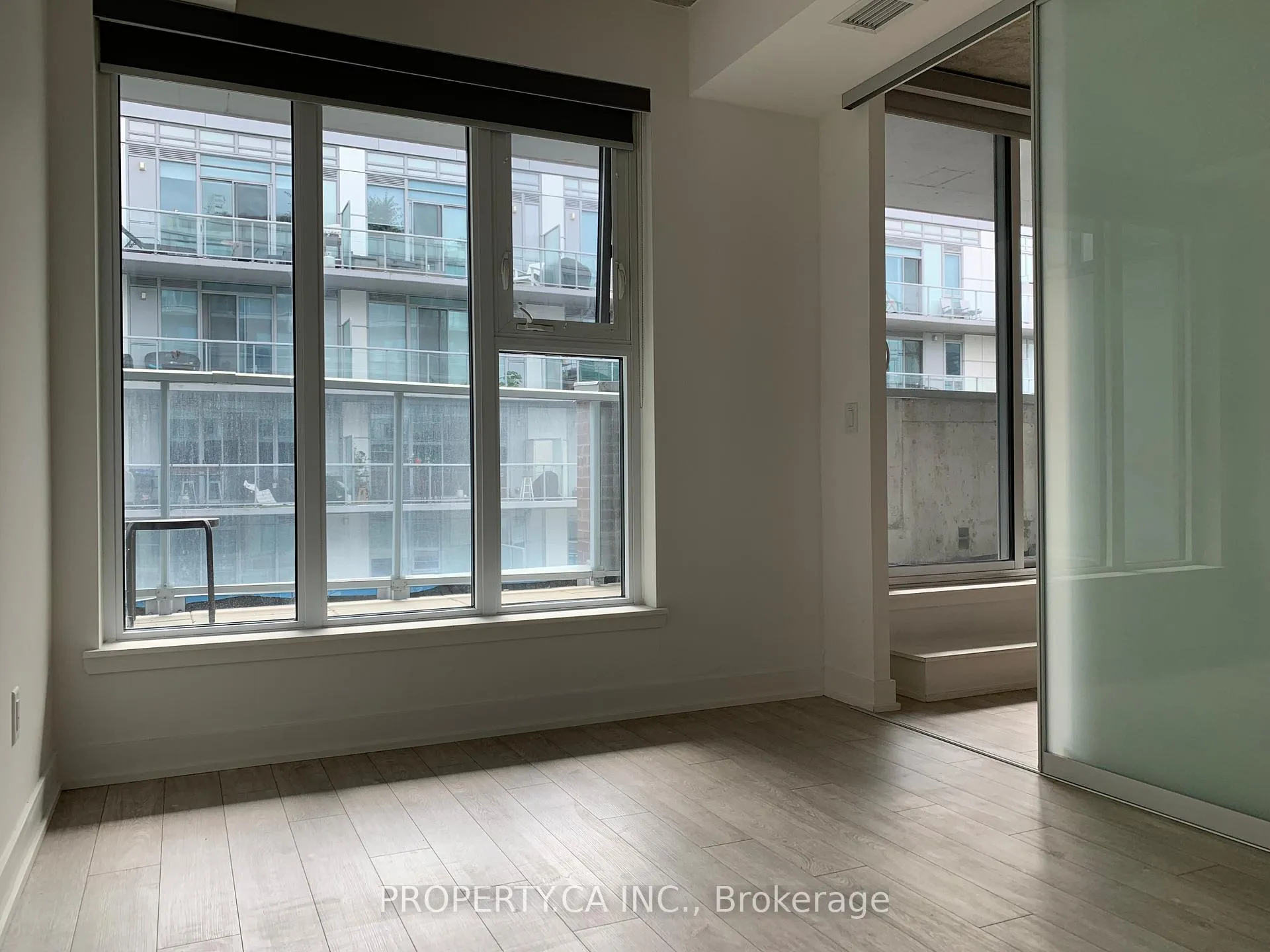 Photo 5 of Unit 811, 30 Baseball Place, Toronto, South Riverdale — HOMEH