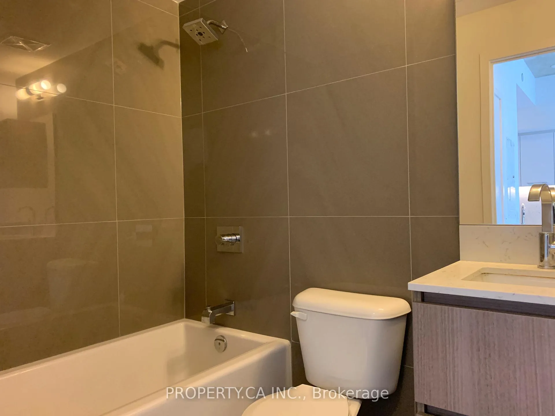 Photo 8 of Unit 811, 30 Baseball Place, Toronto, South Riverdale — HOMEH