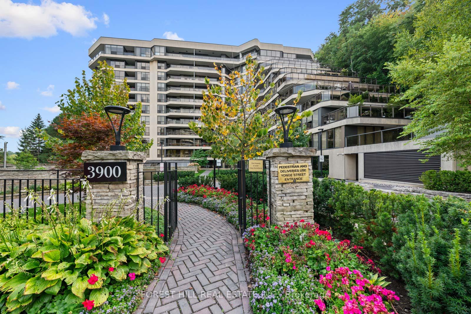 Front of Unit 417, 3900 Yonge Street