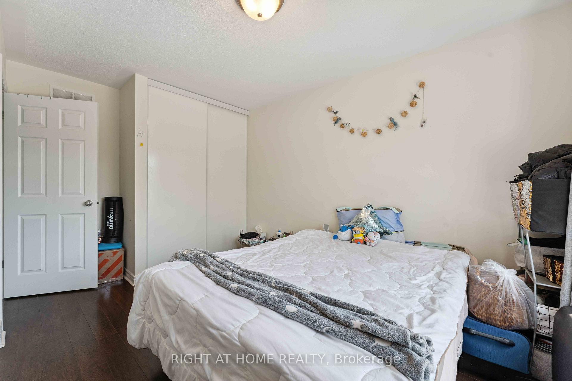 Photo 8 of 173 Garrity Crescent, Ottawa, Barrhaven - Strandherd — HOMEH
