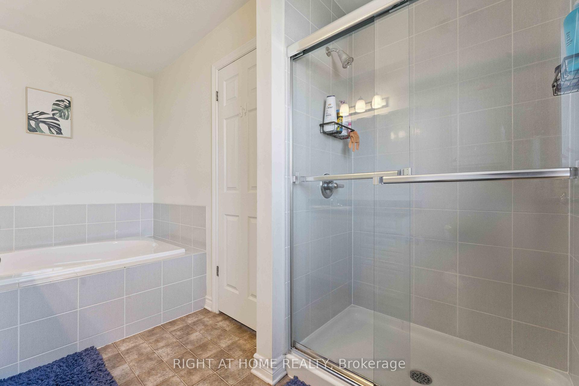 Photo 13 of 173 Garrity Crescent, Ottawa, Barrhaven - Strandherd — HOMEH