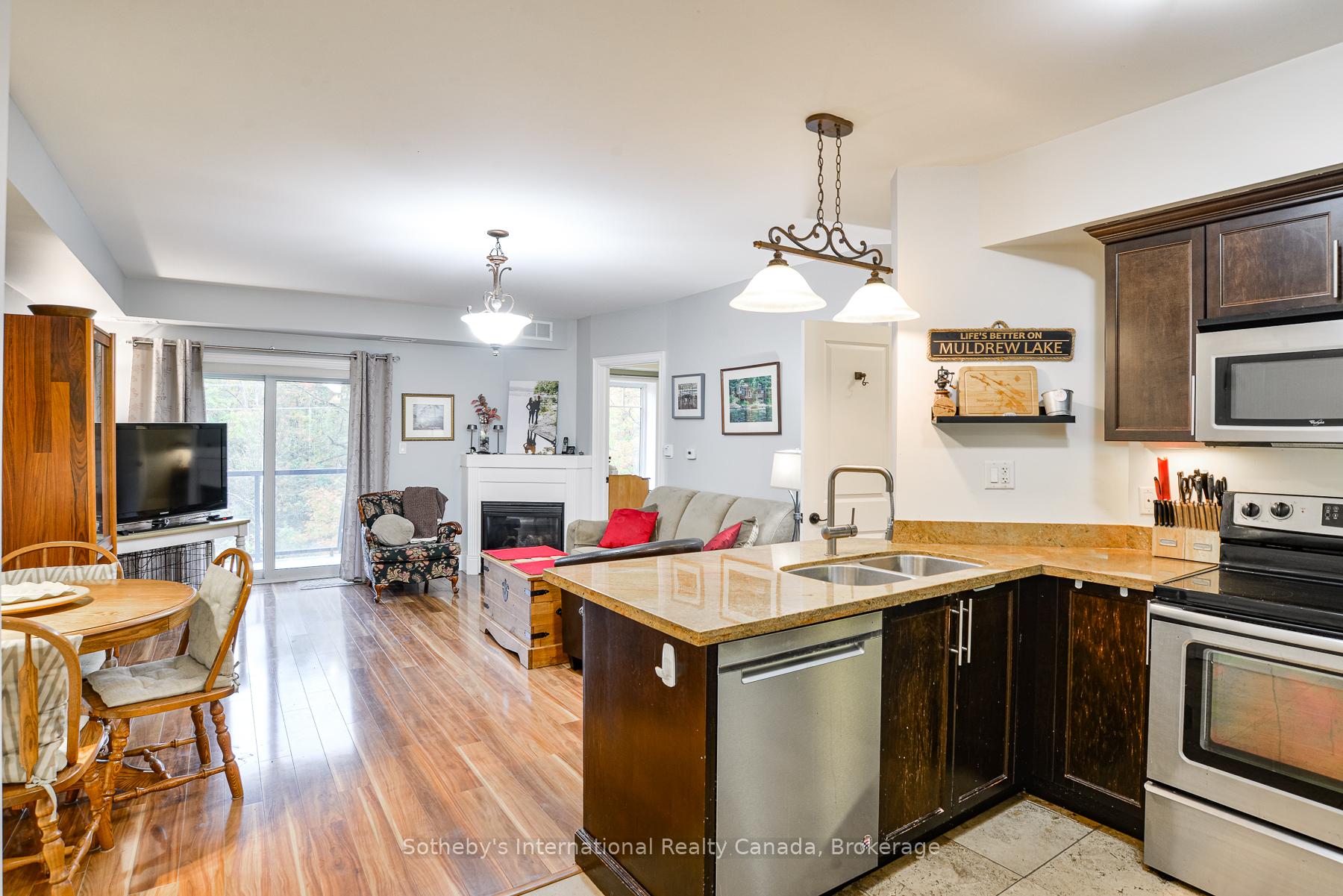 Front of Unit 407, 391 James Street W