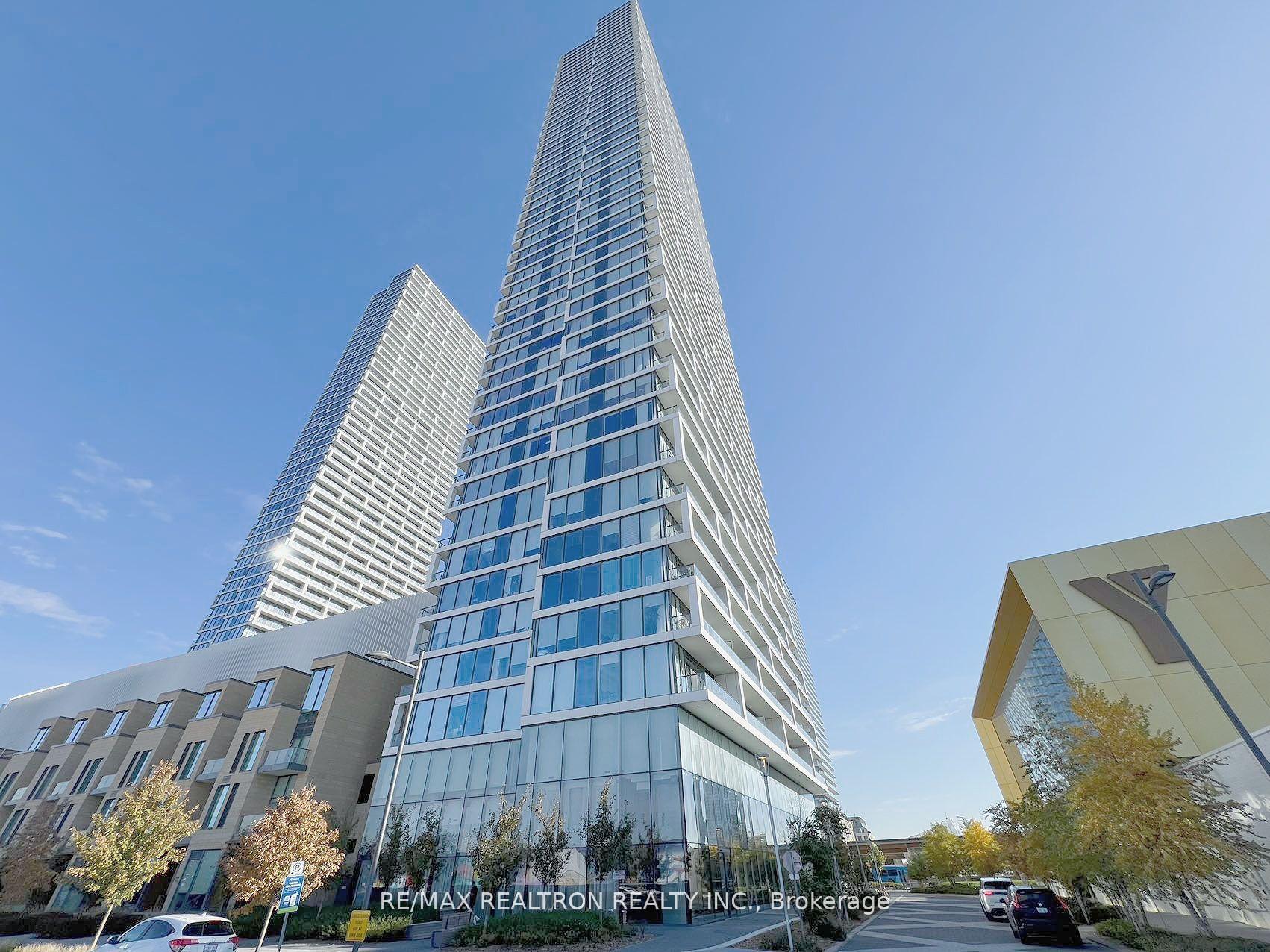 Front of Unit 4502, 5 Buttermill Avenue